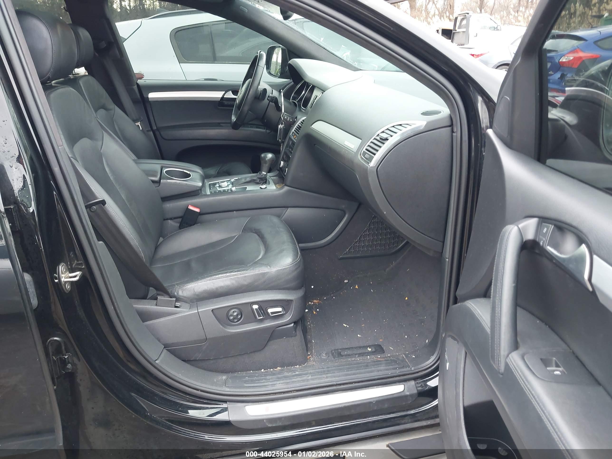 AUDI Q7 image 5