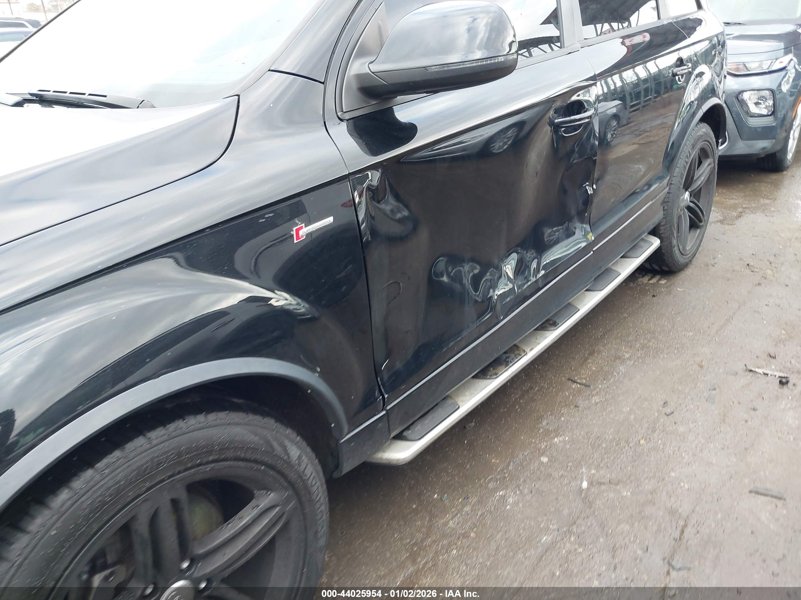 AUDI Q7 image 6
