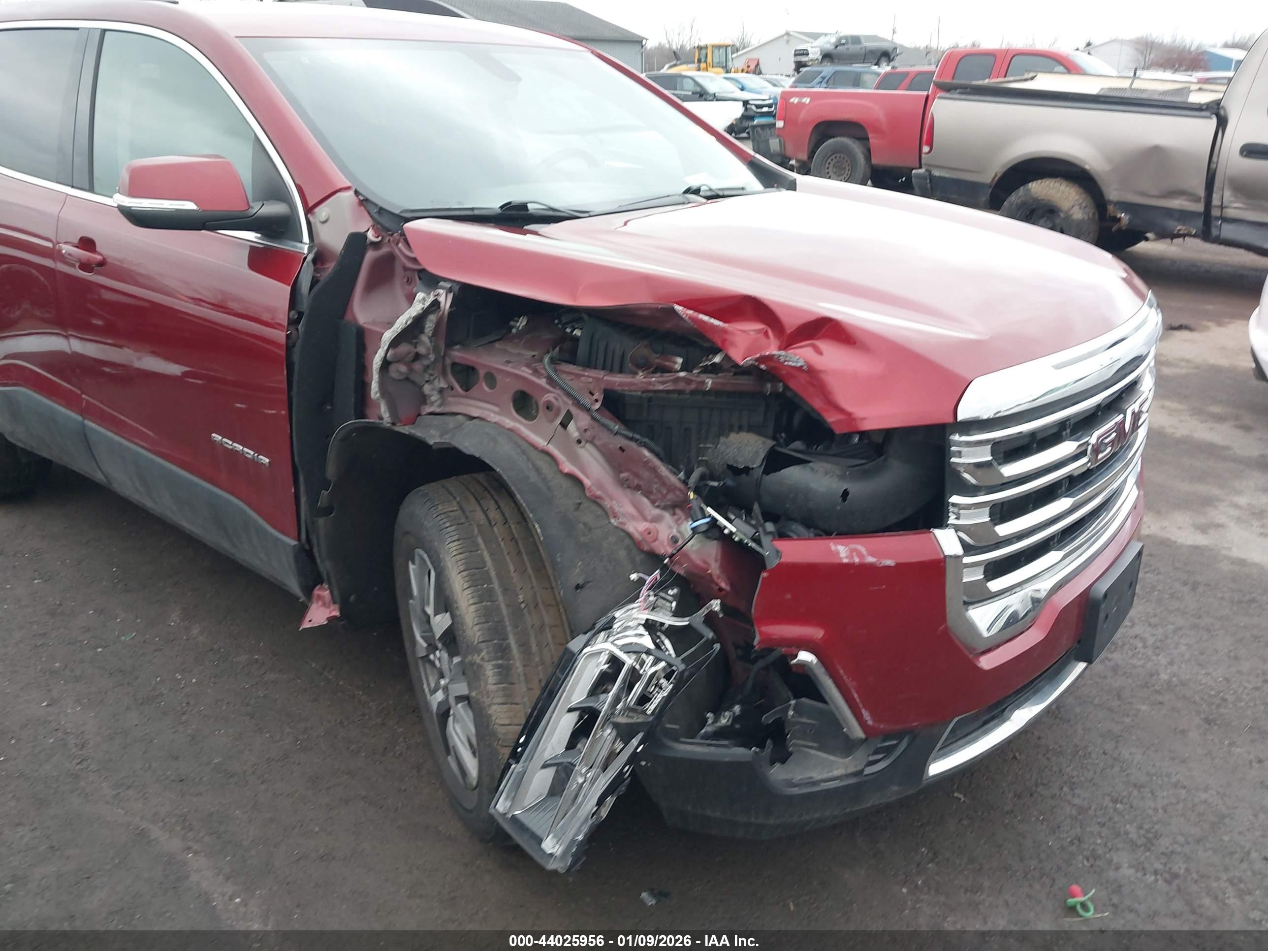 GMC ACADIA image 6