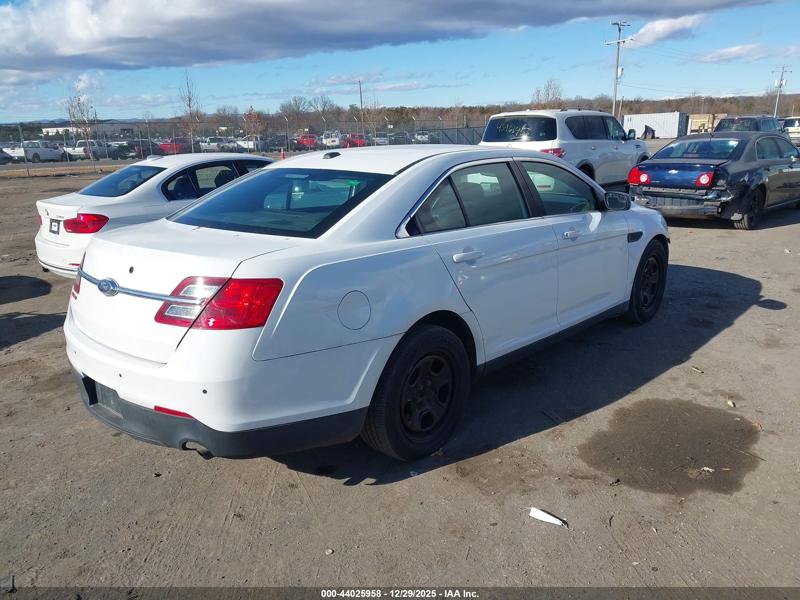 FORD POLICE image 4