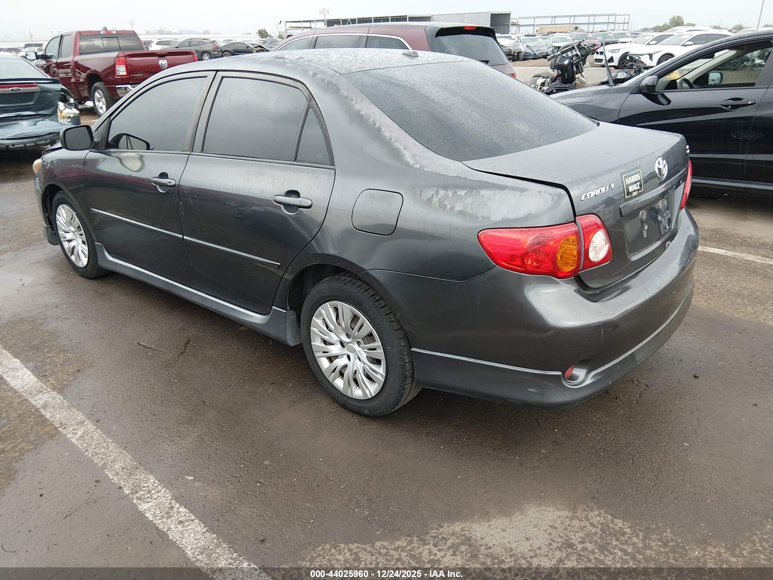 TOYOTA COROLLA image 3