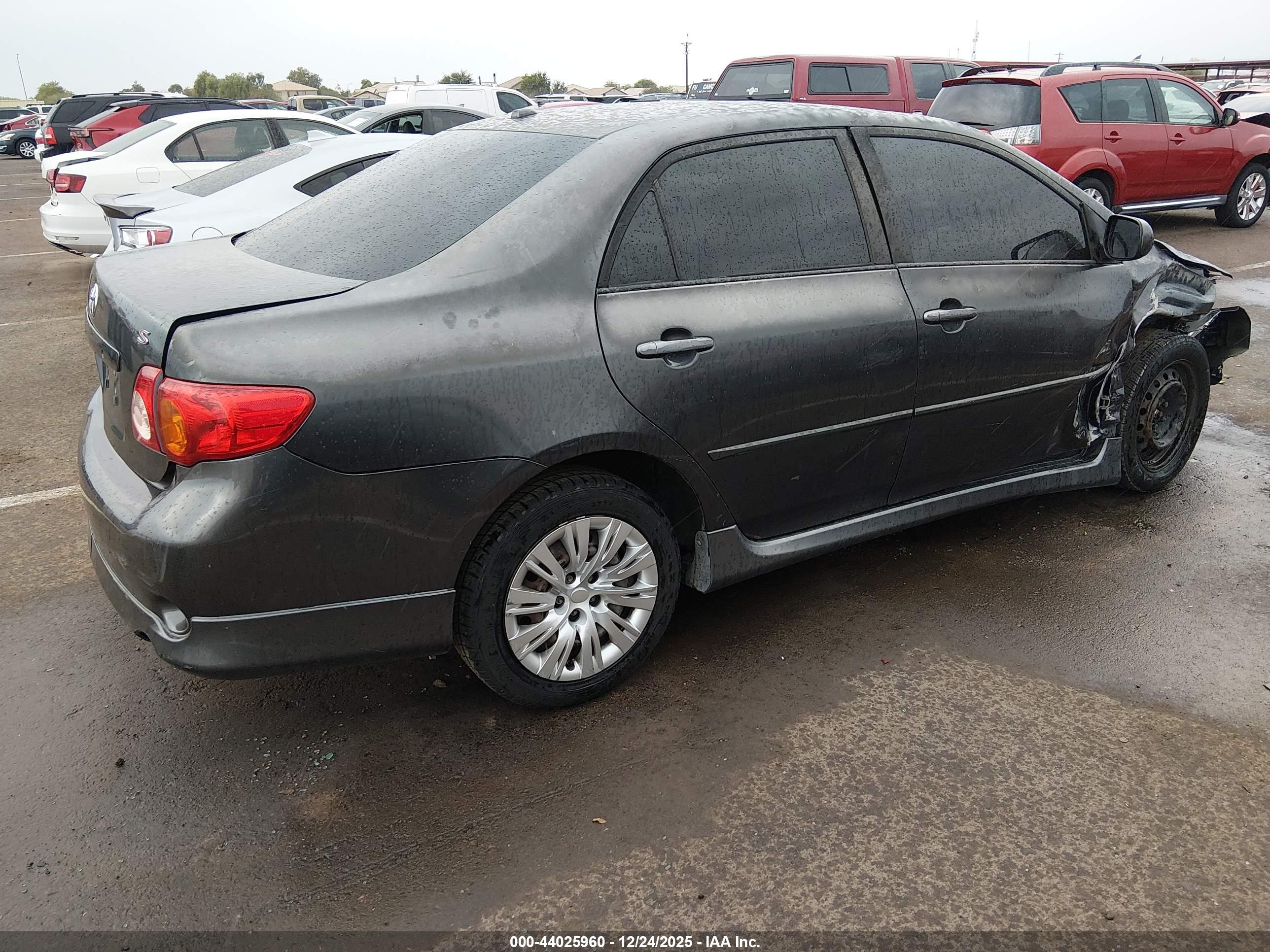 TOYOTA COROLLA image 4