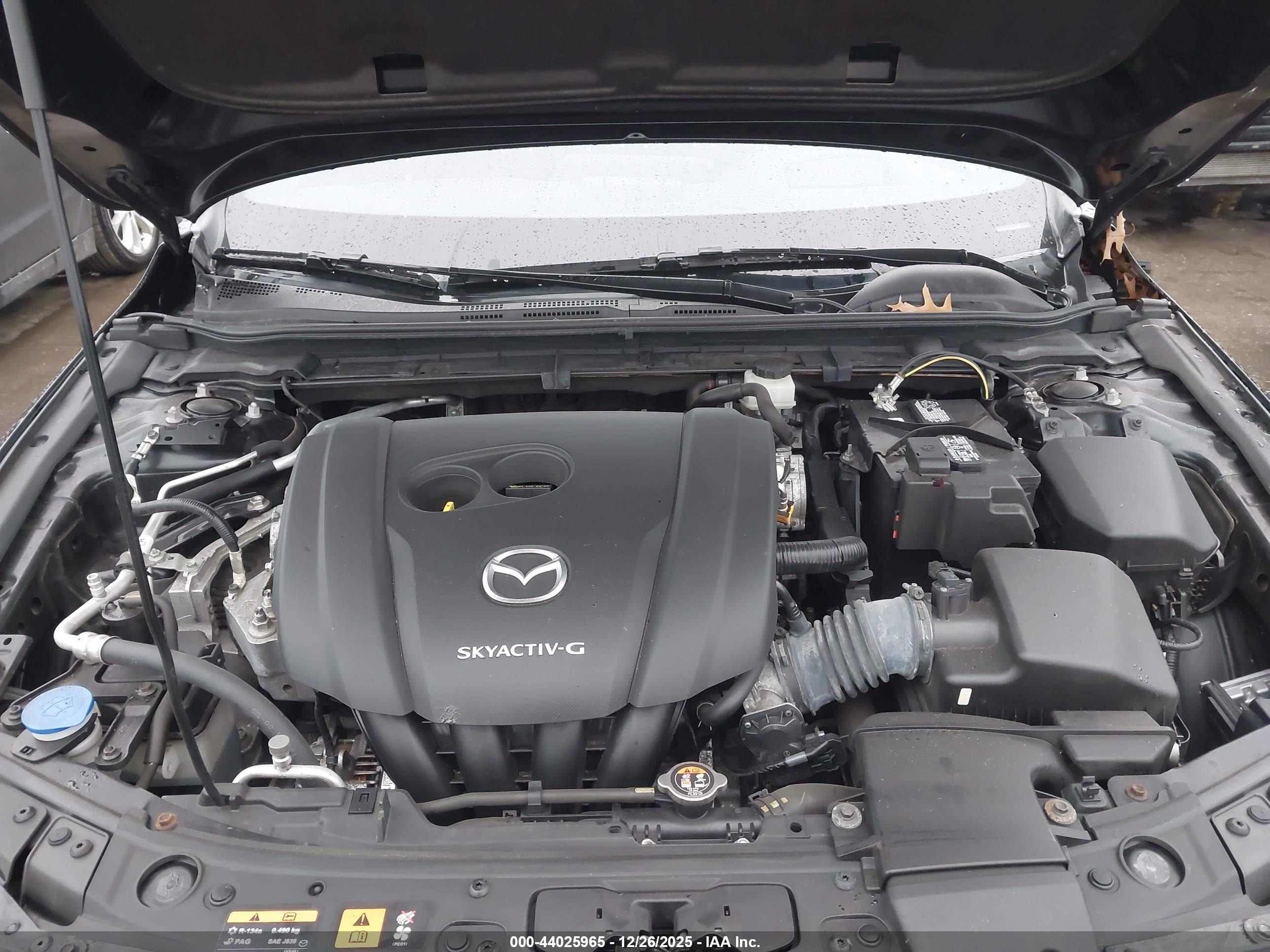 MAZDA MAZDA3 image 10