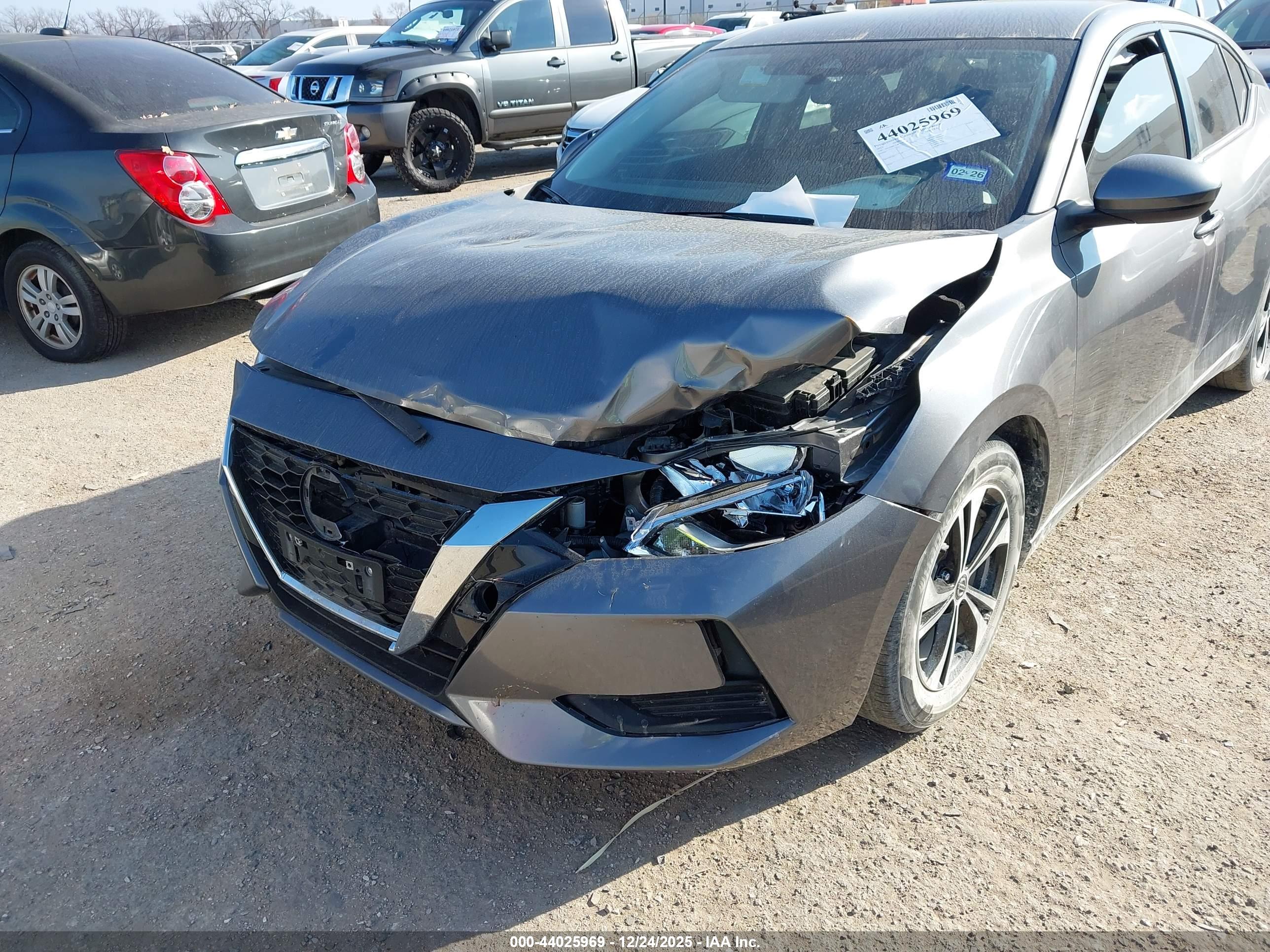 NISSAN SENTRA image 6
