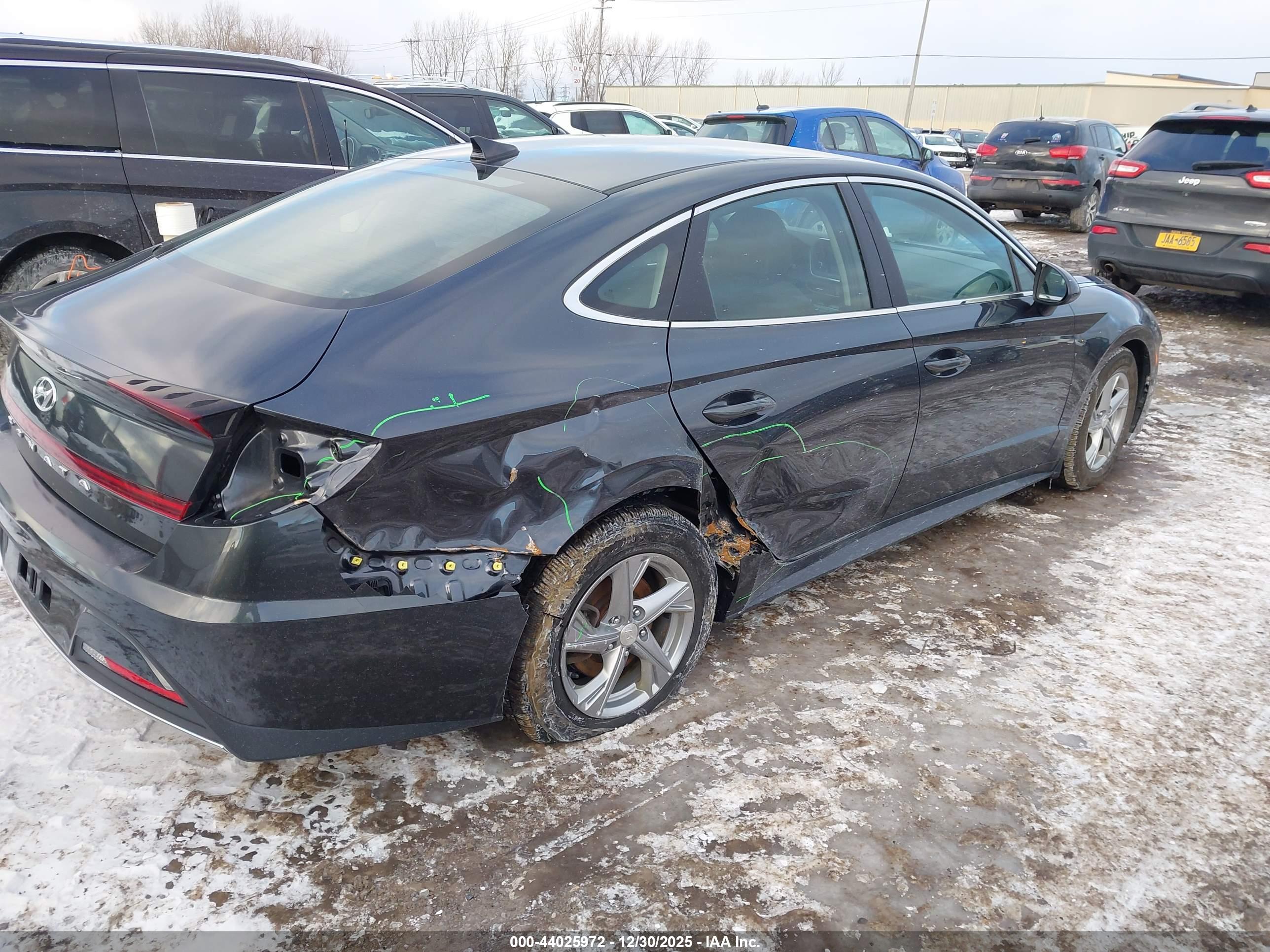 HYUNDAI SONATA image 4