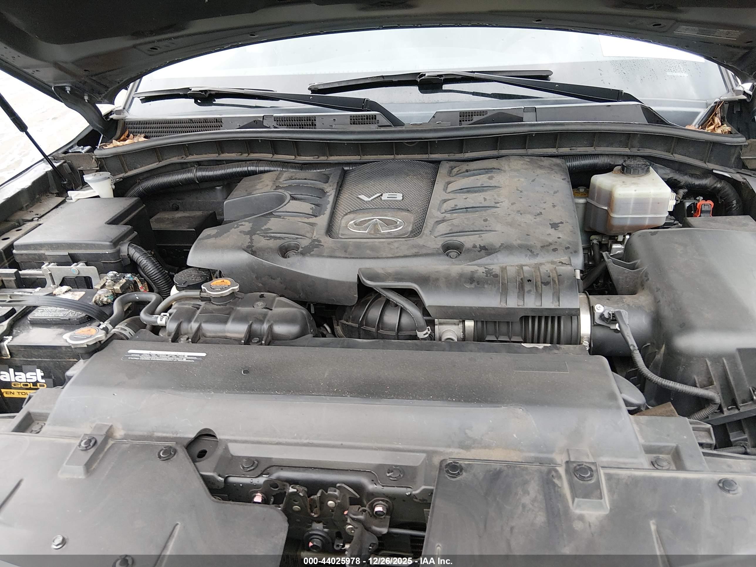 INFINITI QX80 image 10