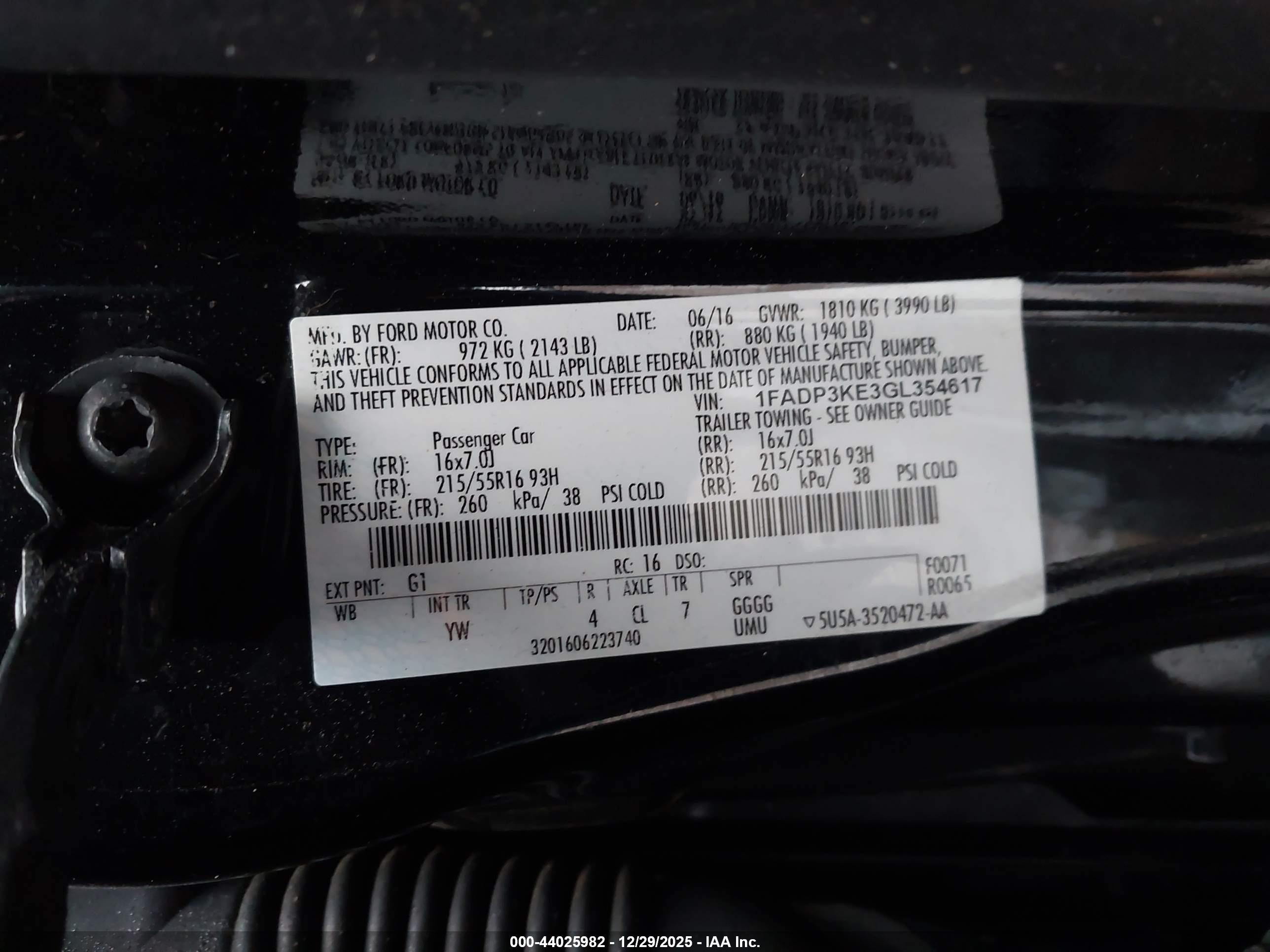 FORD FOCUS image 9