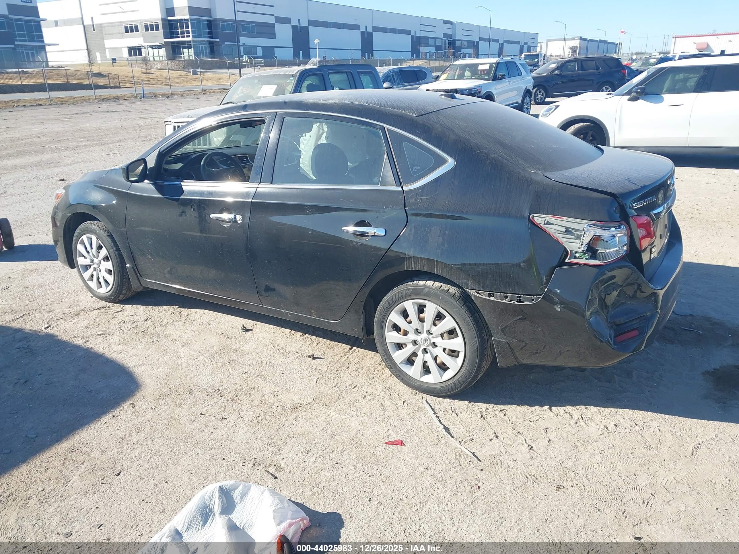 NISSAN SENTRA image 3