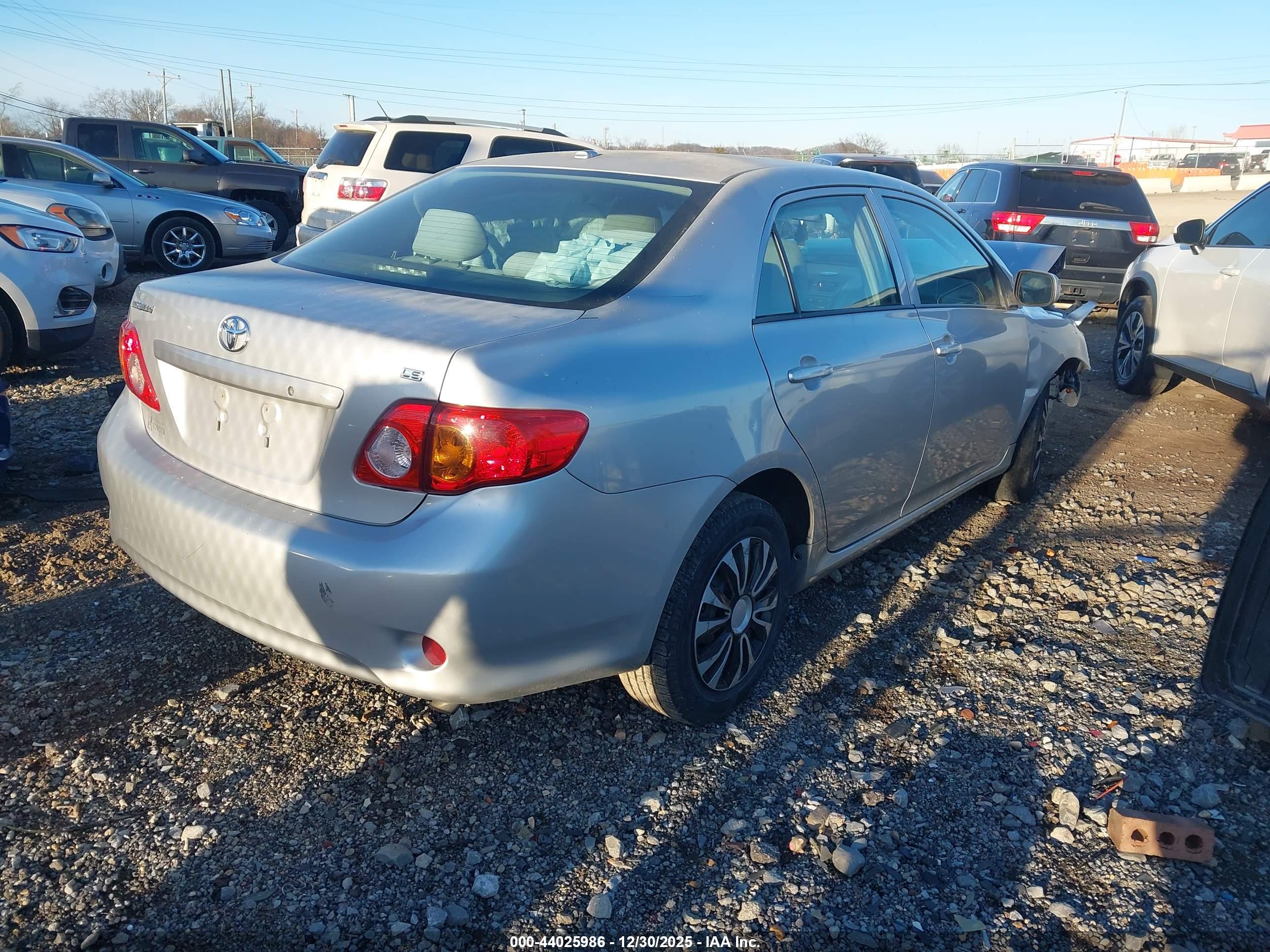 TOYOTA COROLLA image 4