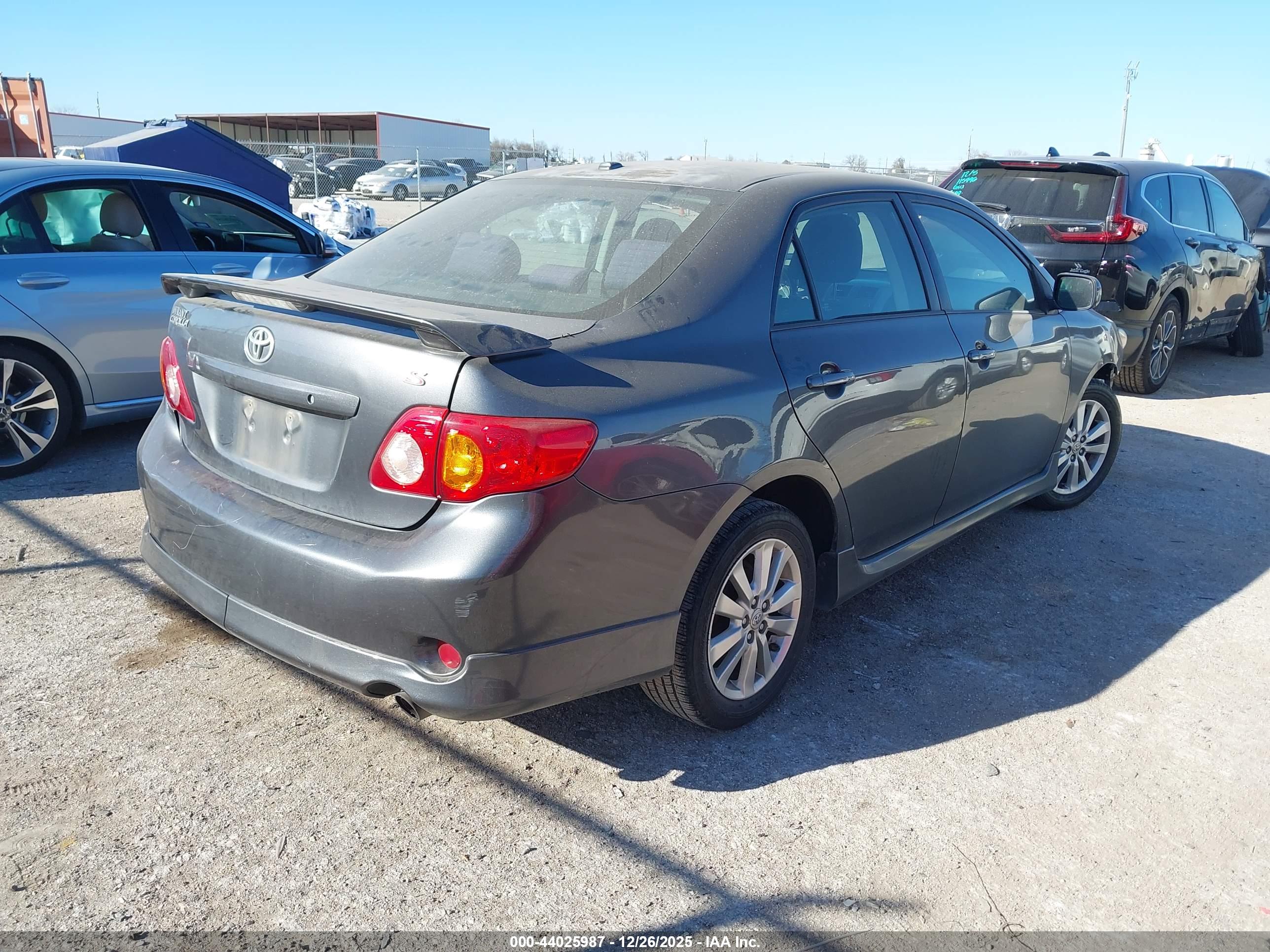 TOYOTA COROLLA image 4