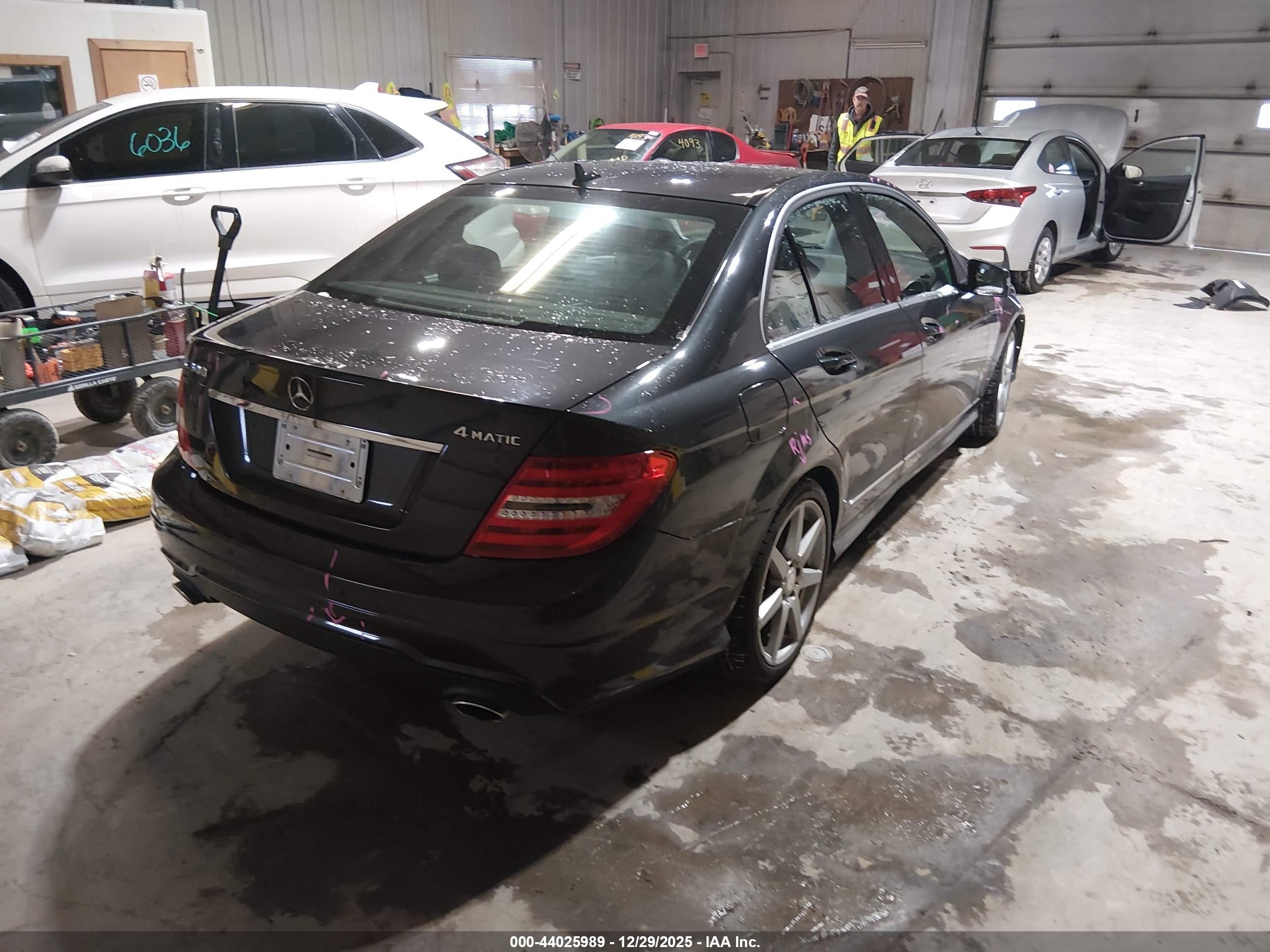 MERCEDES-BENZ C image 4