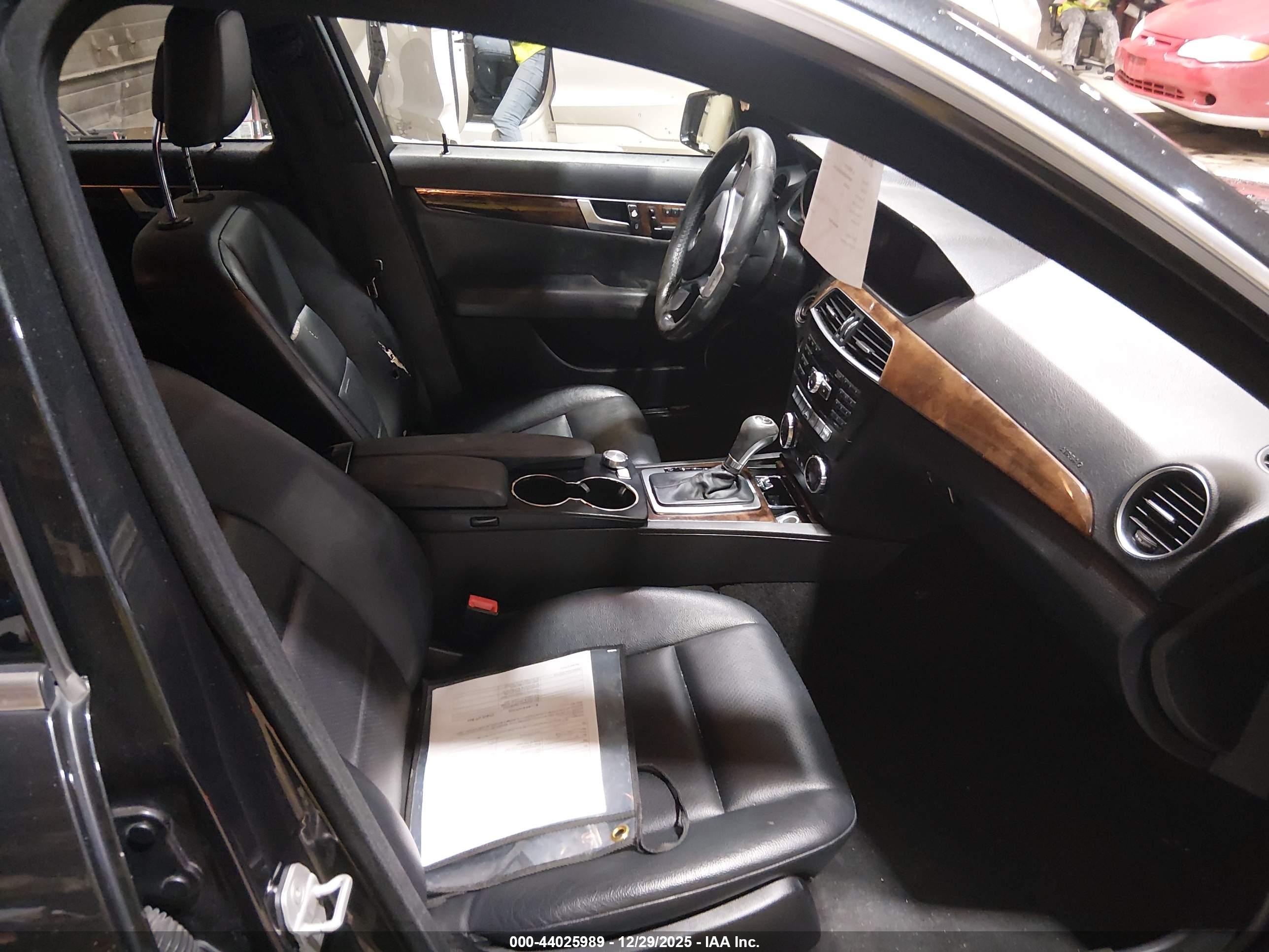 MERCEDES-BENZ C image 5