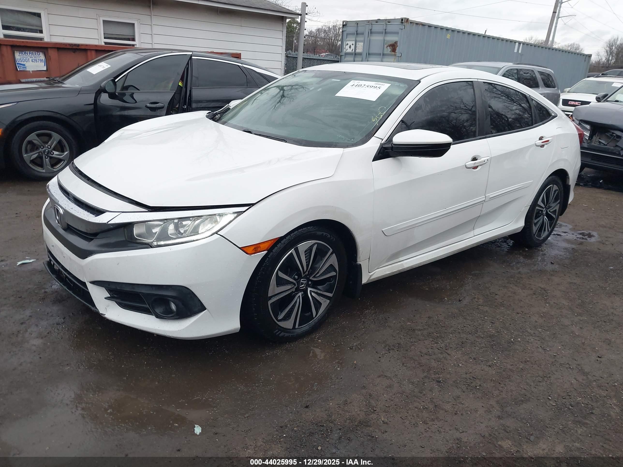 HONDA CIVIC image 2