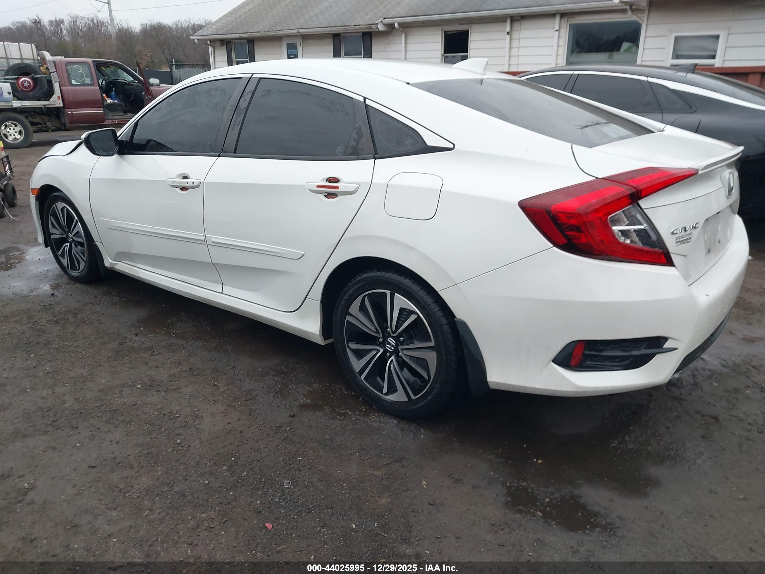 HONDA CIVIC image 3
