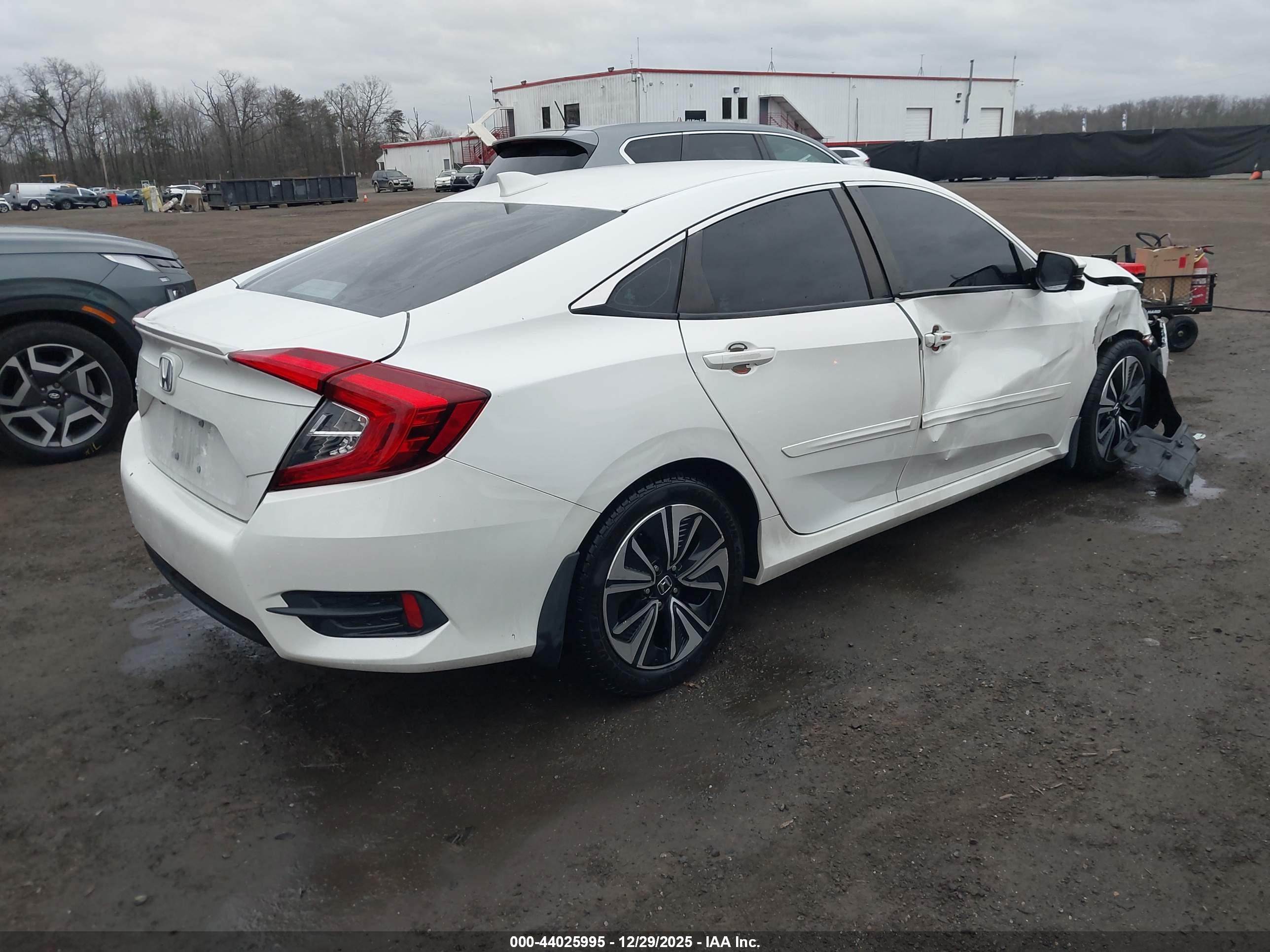 HONDA CIVIC image 4