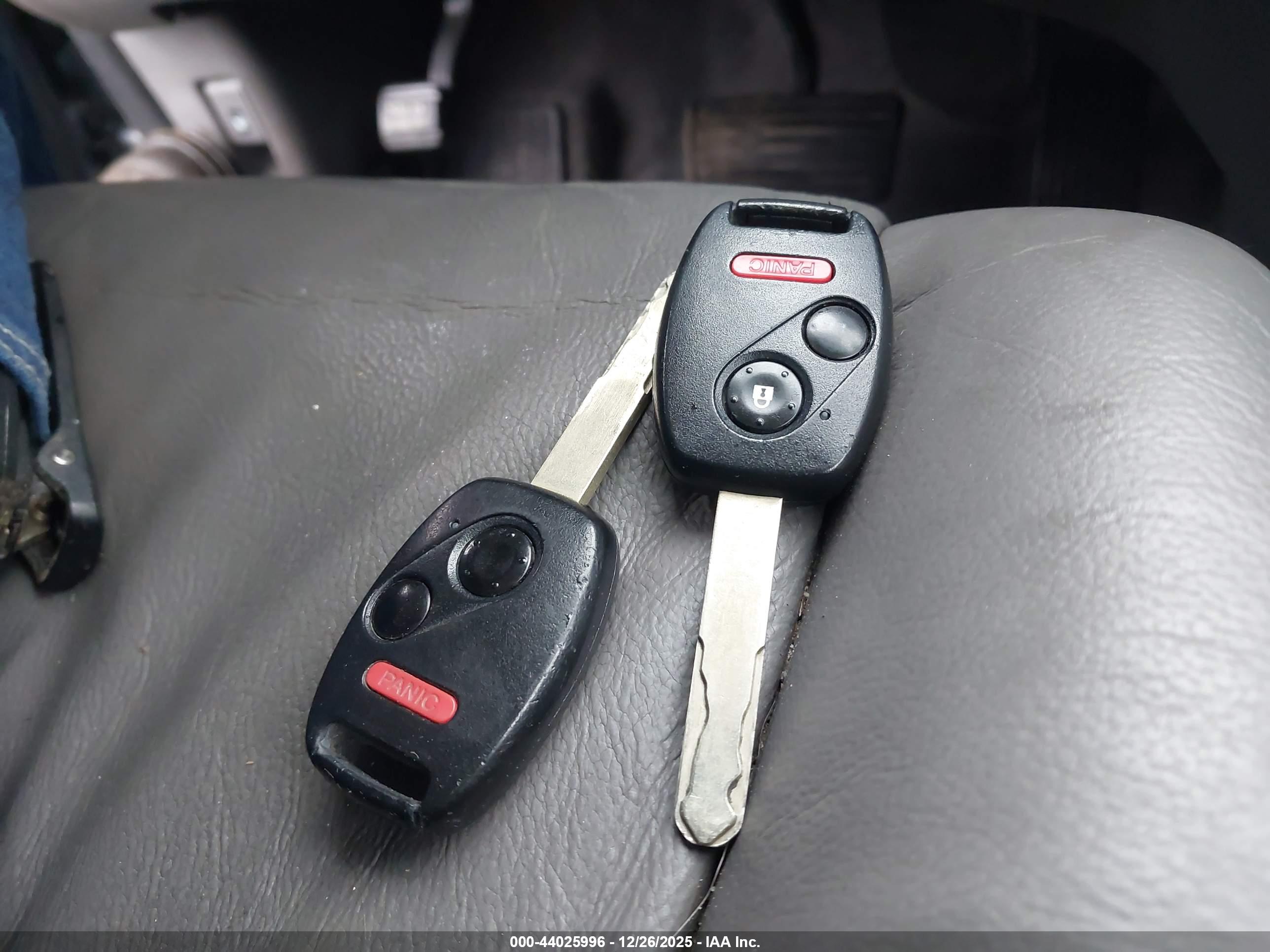 HONDA CR-V image 11