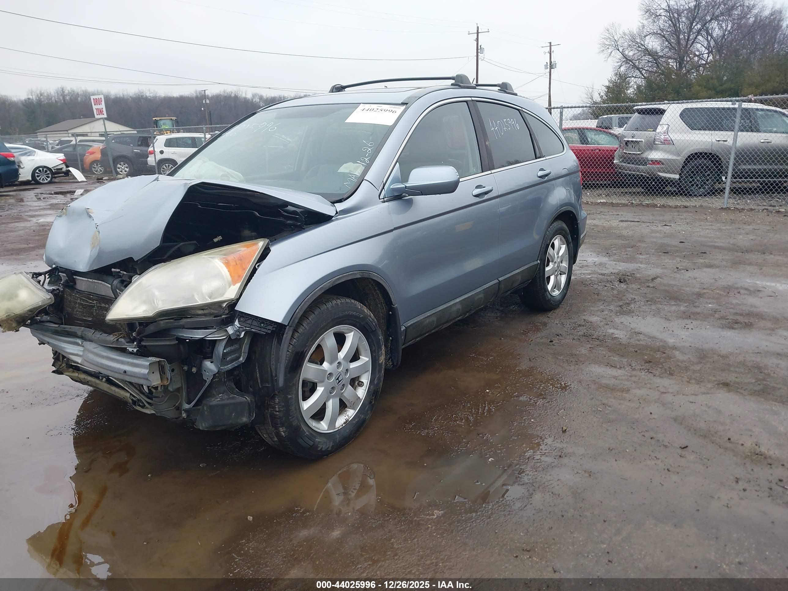 HONDA CR-V image 2