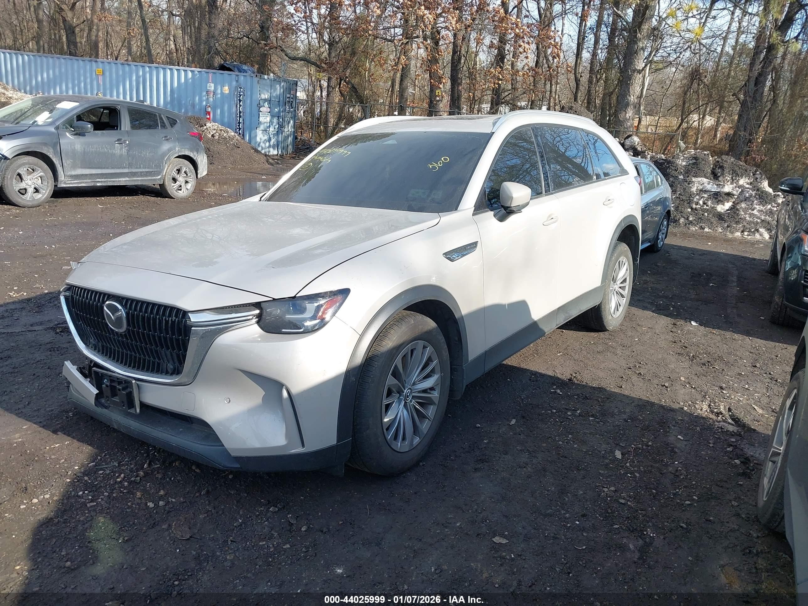 MAZDA CX-90 image 2