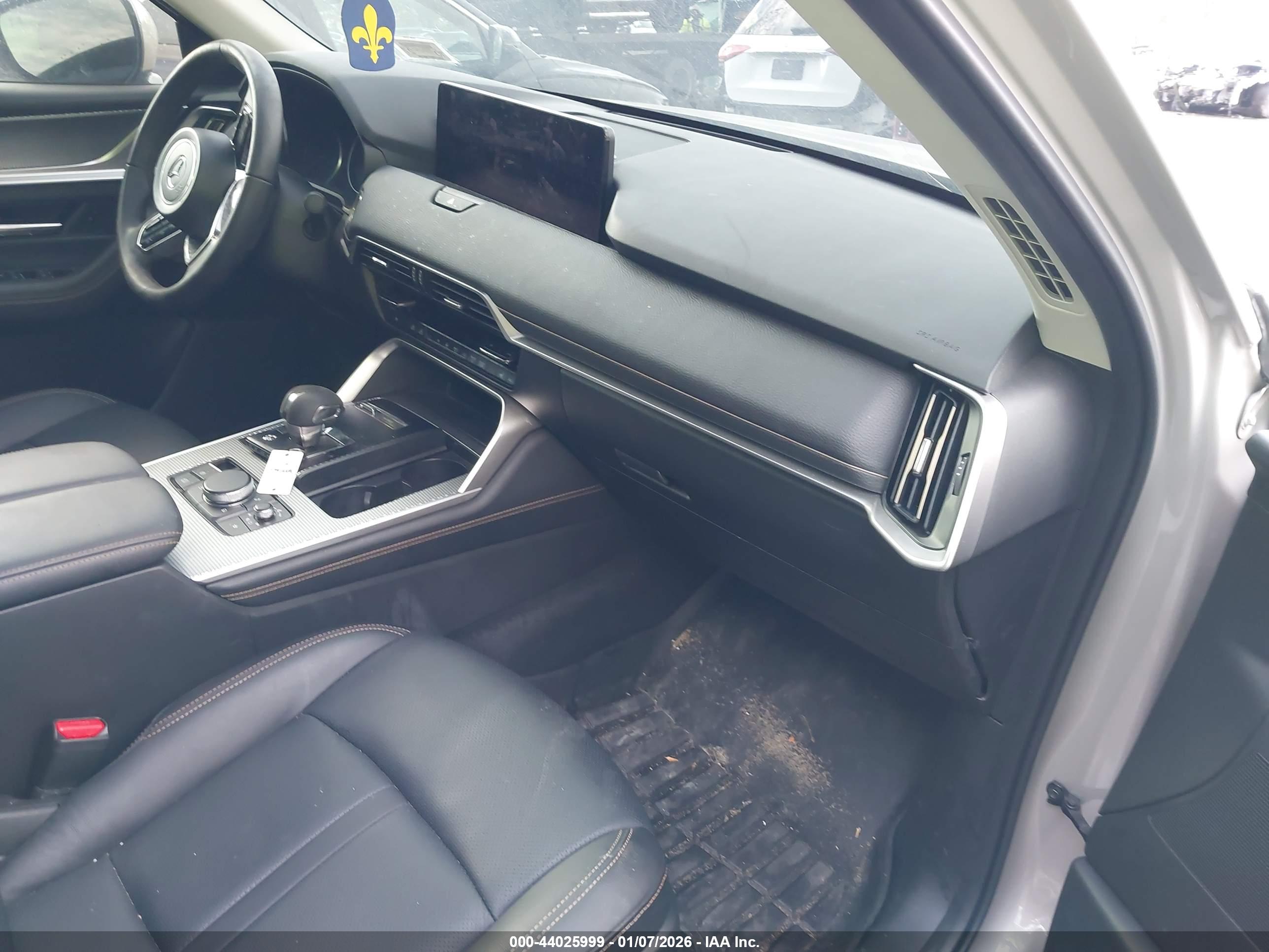 MAZDA CX-90 image 5