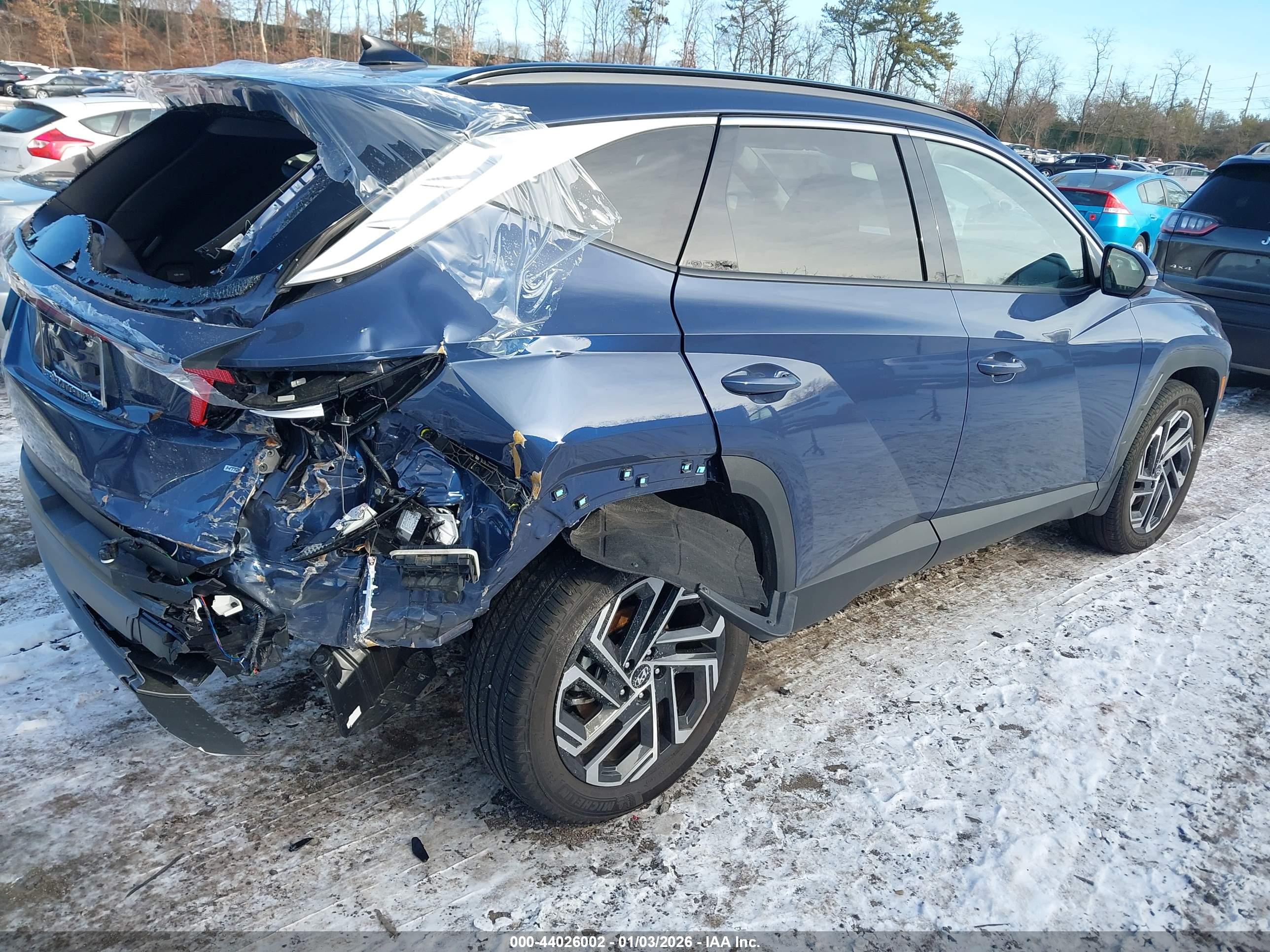 HYUNDAI TUCSON image 4