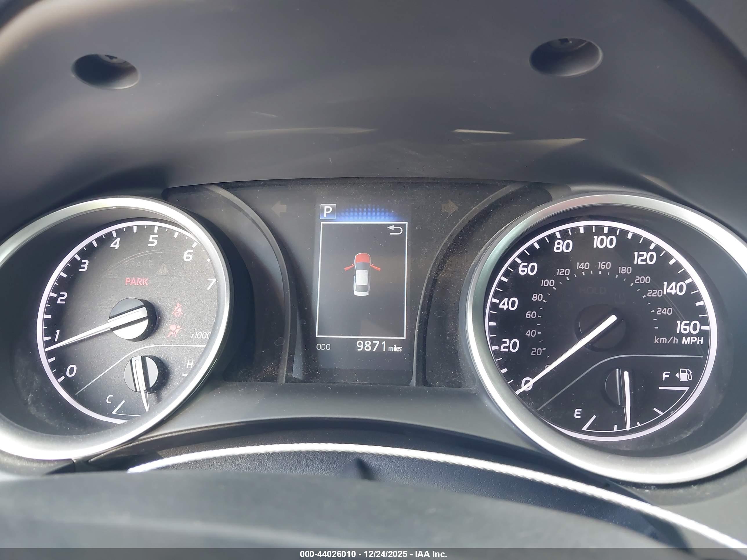 TOYOTA CAMRY image 7