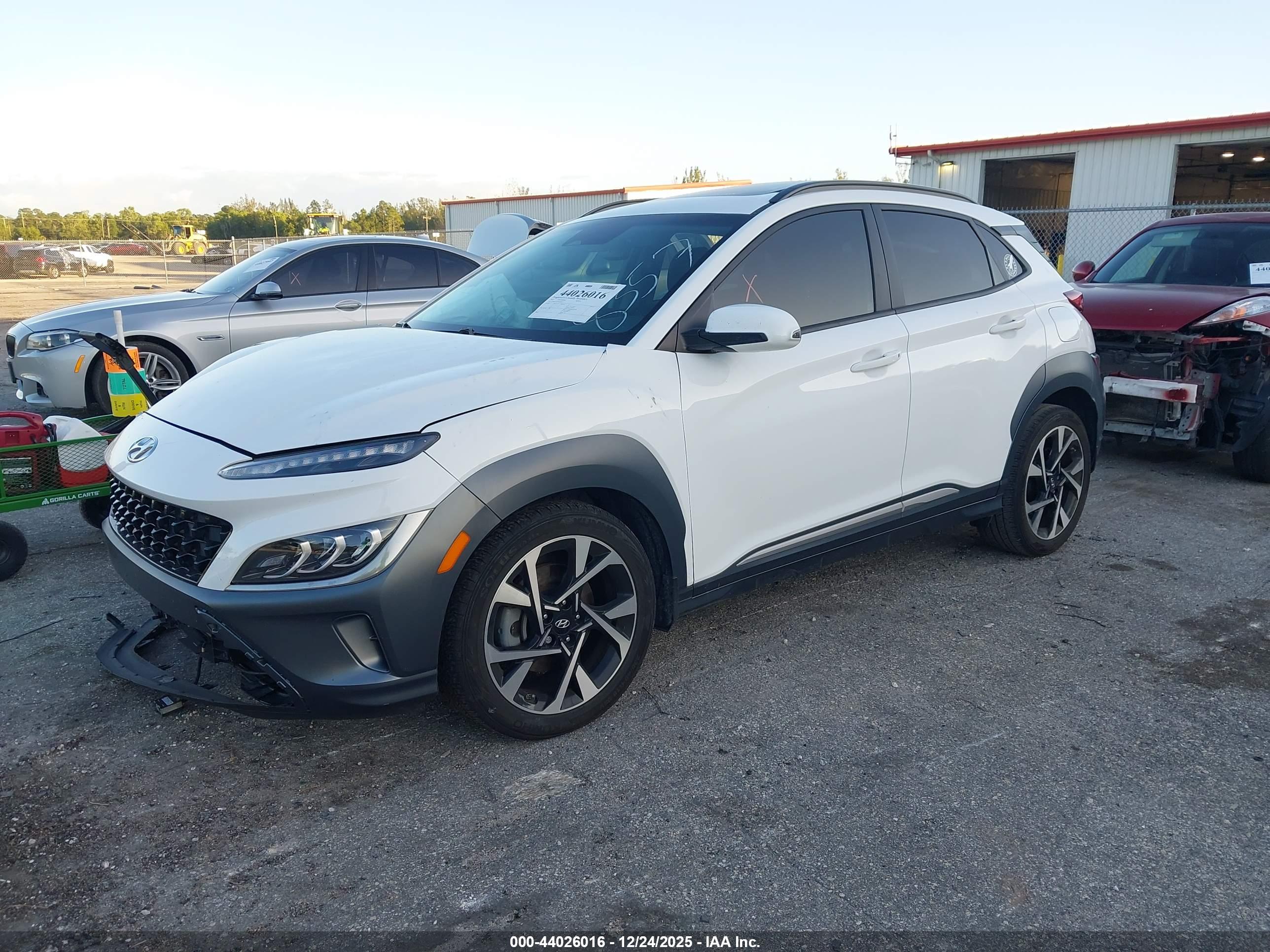 HYUNDAI KONA image 2