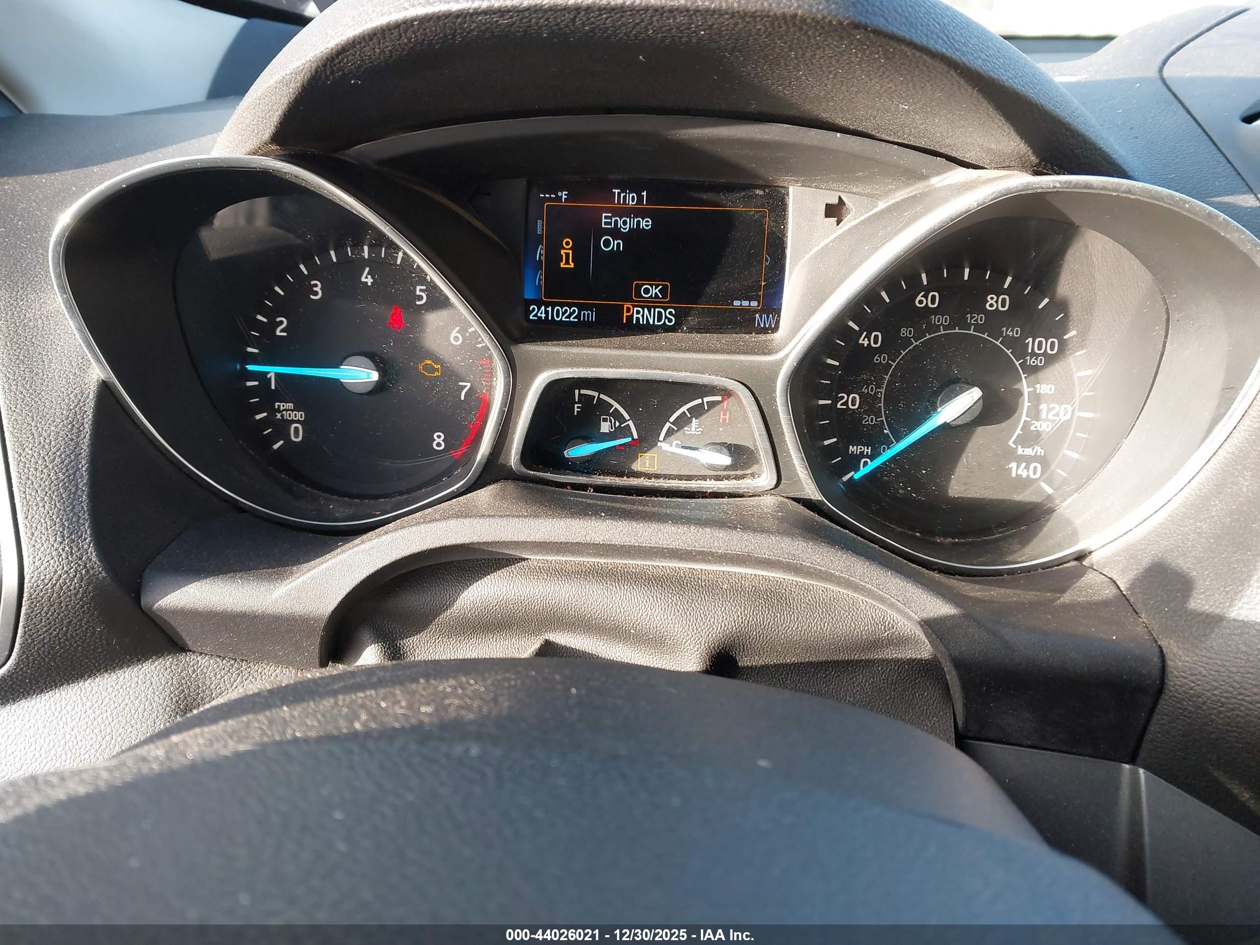 FORD ESCAPE image 7