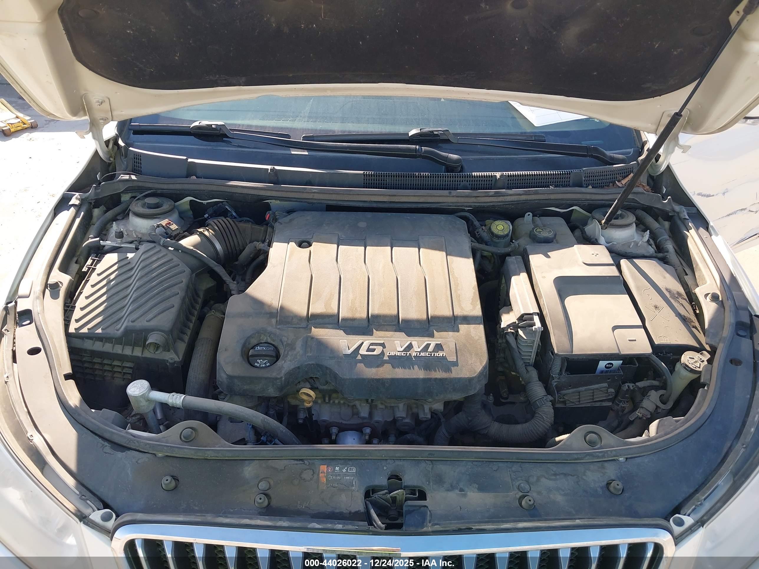 BUICK LACROSSE image 10