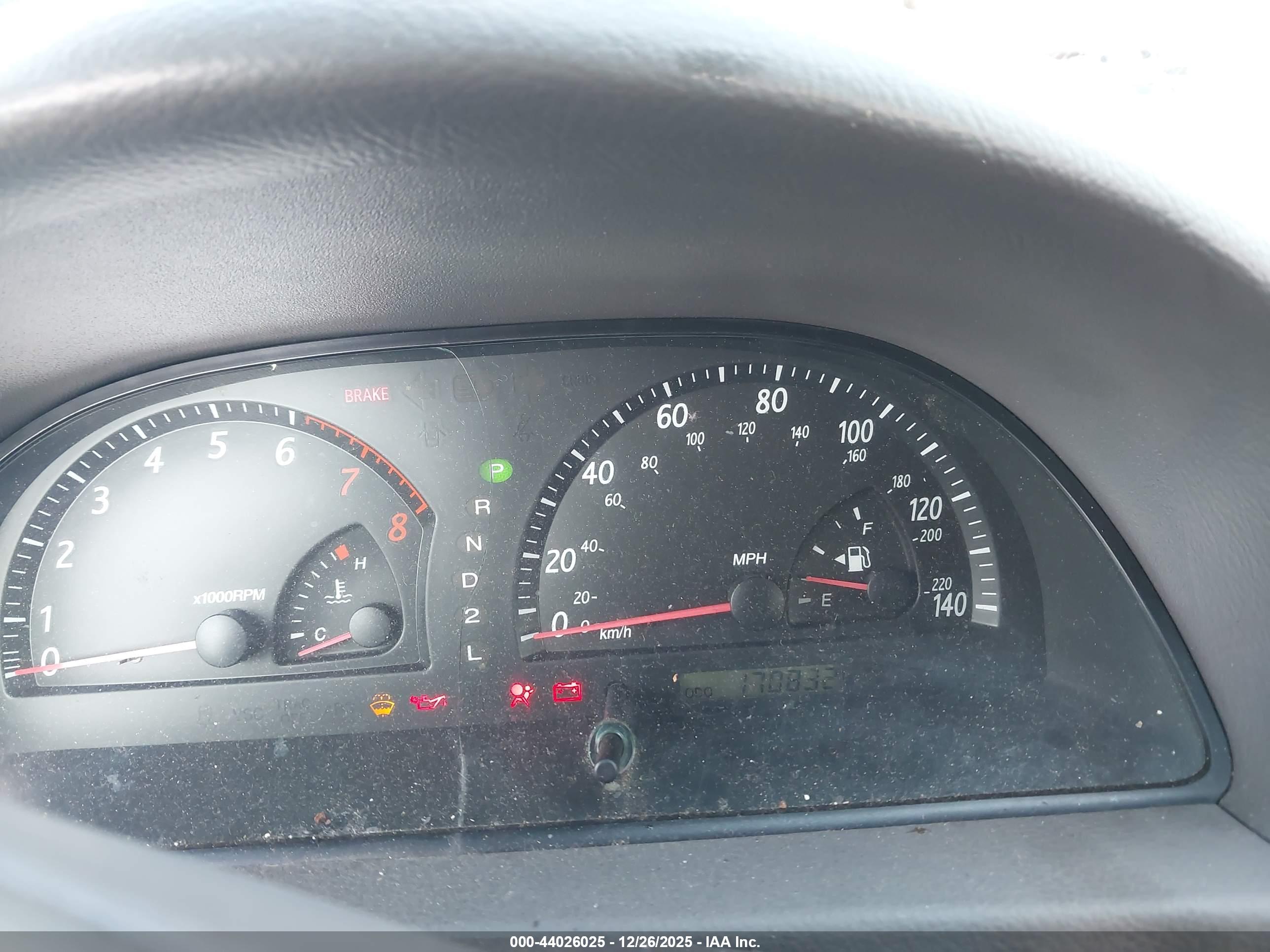 TOYOTA CAMRY image 7