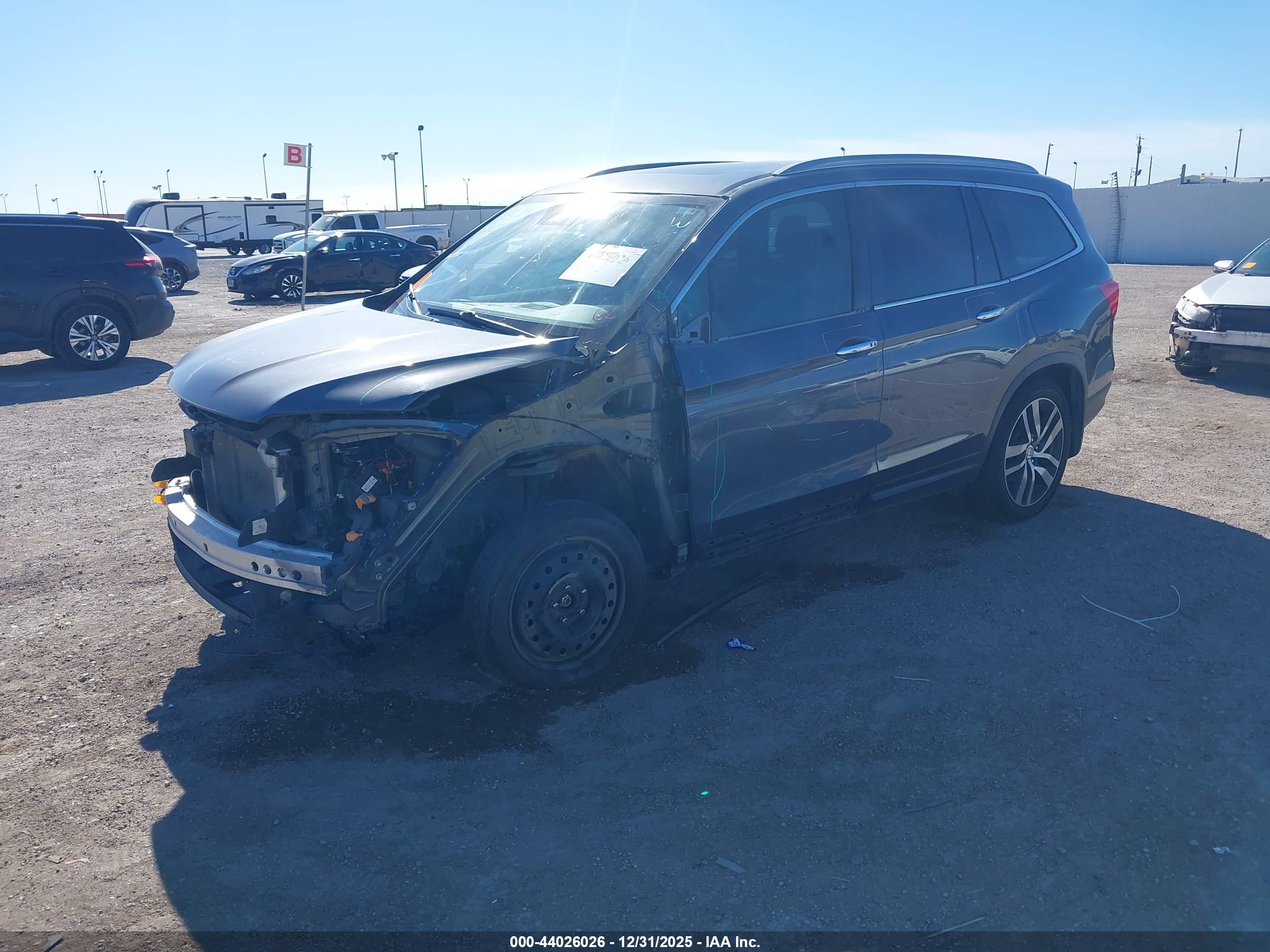 HONDA PILOT image 2