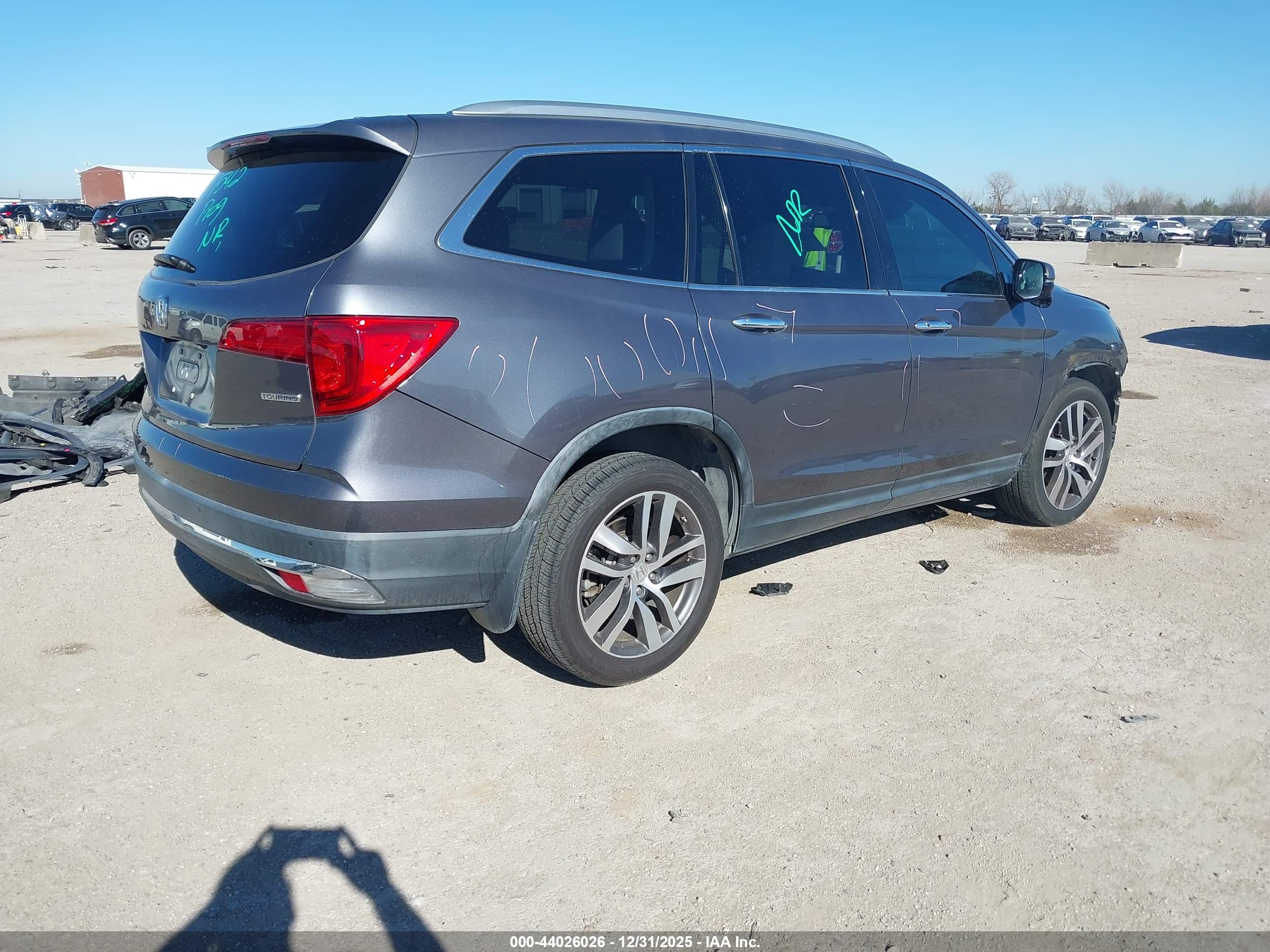 HONDA PILOT image 4