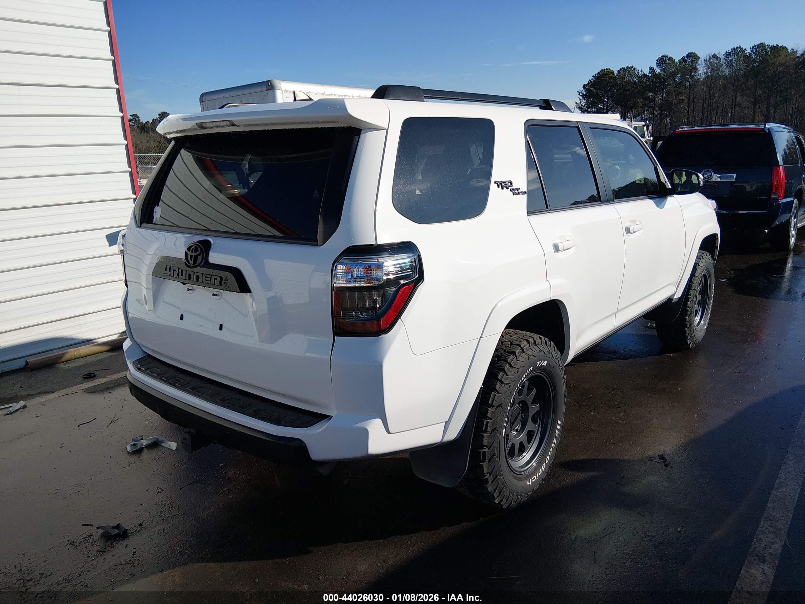 TOYOTA 4RUNNER image 4