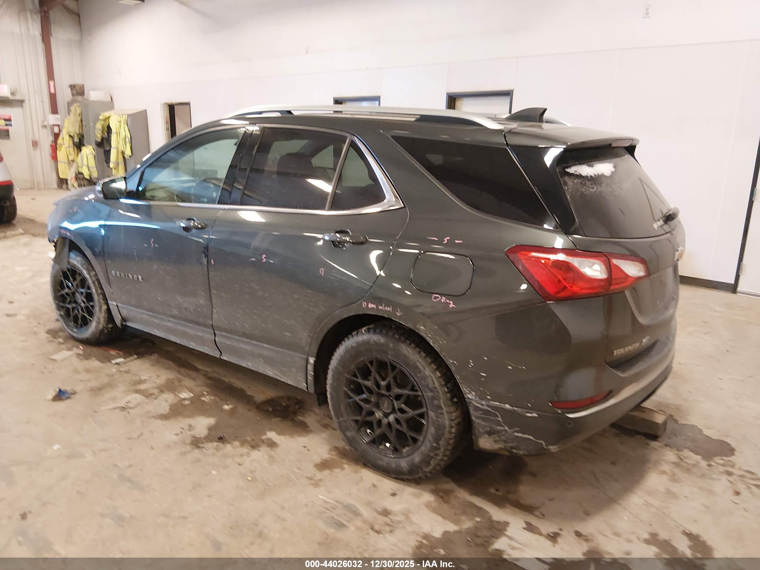 CHEVROLET EQUINOX image 3