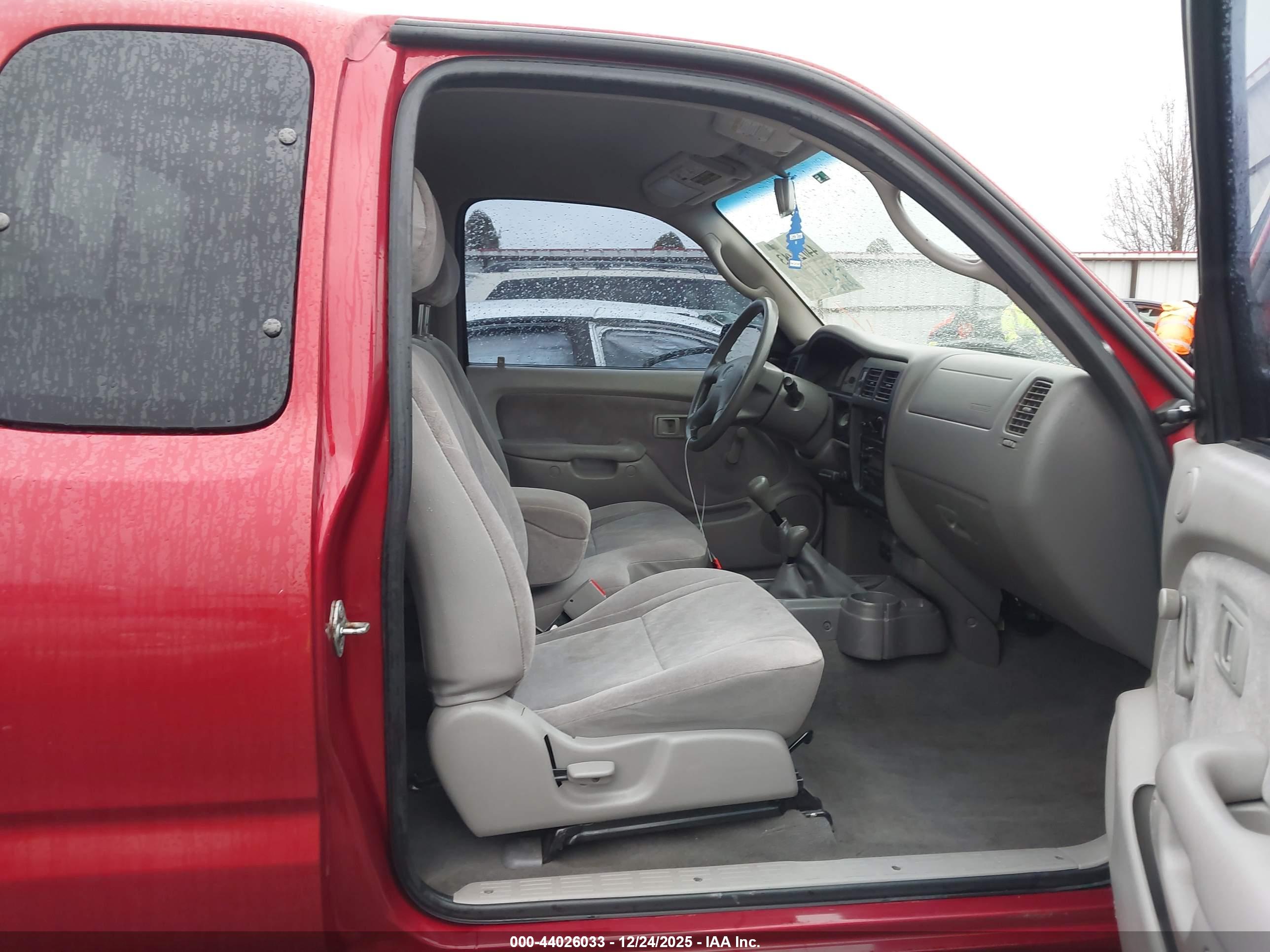 TOYOTA TACOMA image 5