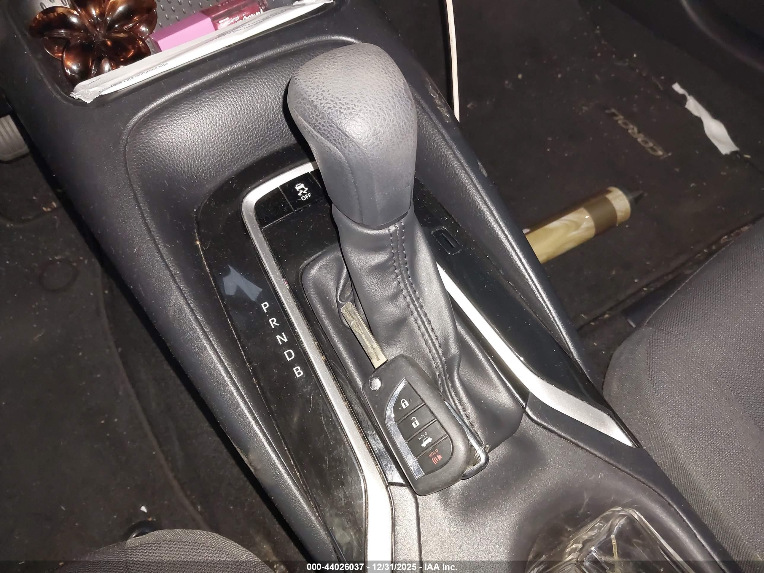 TOYOTA COROLLA image 11