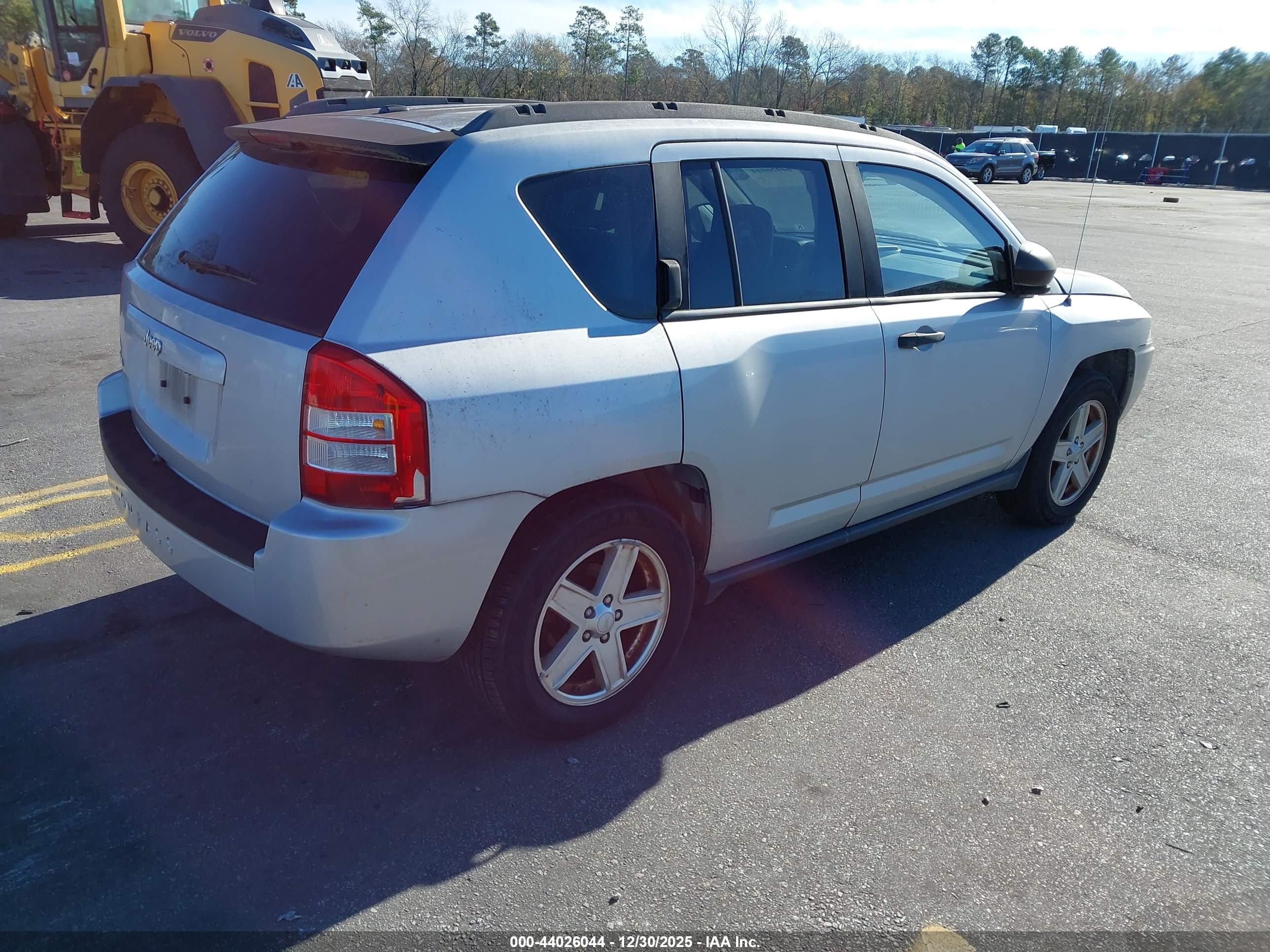 JEEP COMPASS image 4