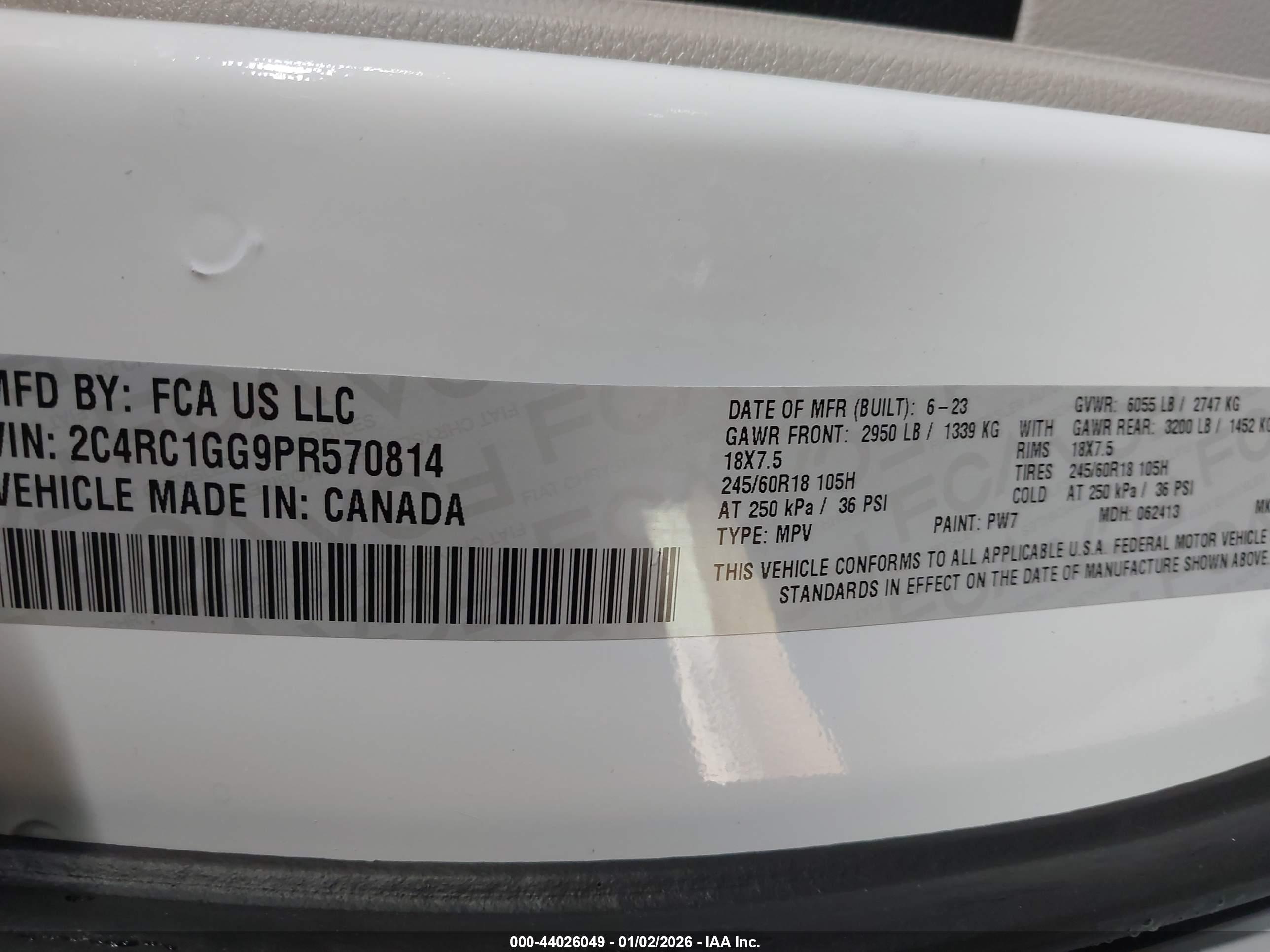 CHRYSLER PACIFICA image 9
