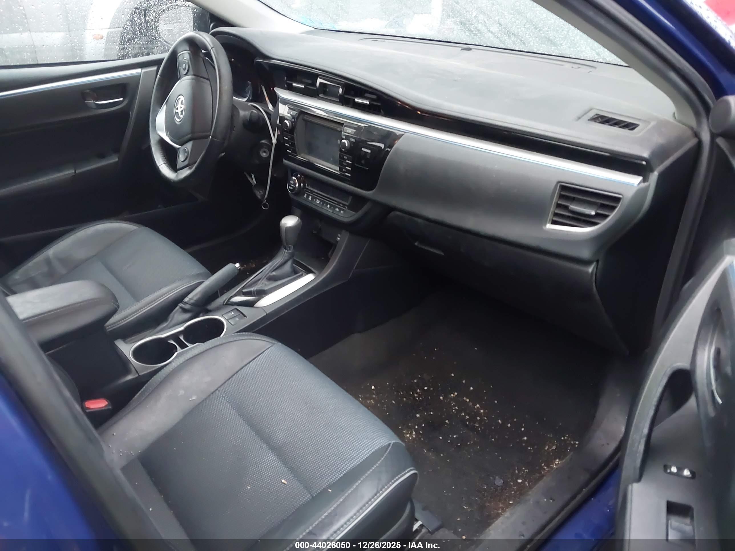 TOYOTA COROLLA image 5