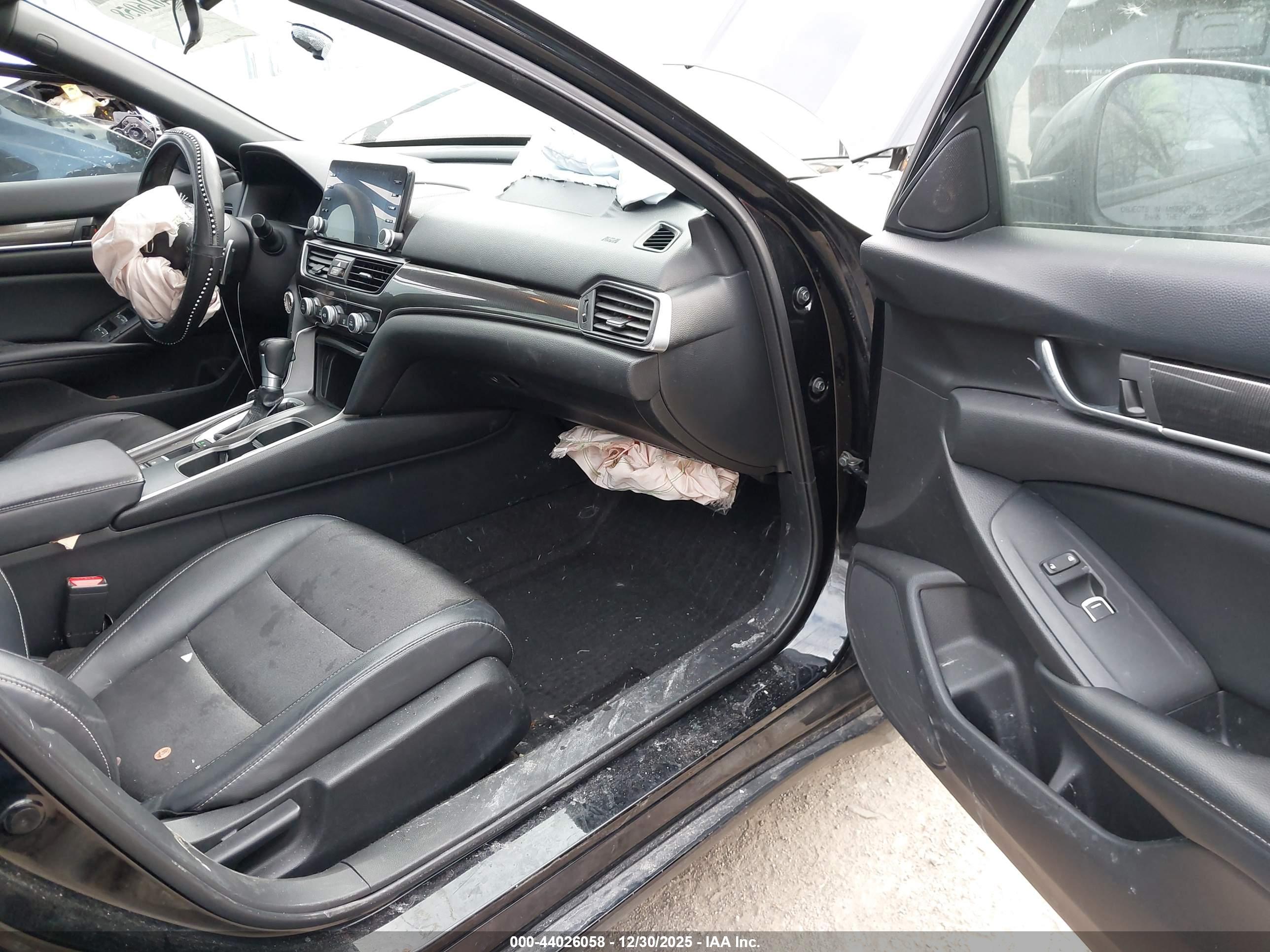 HONDA ACCORD image 5