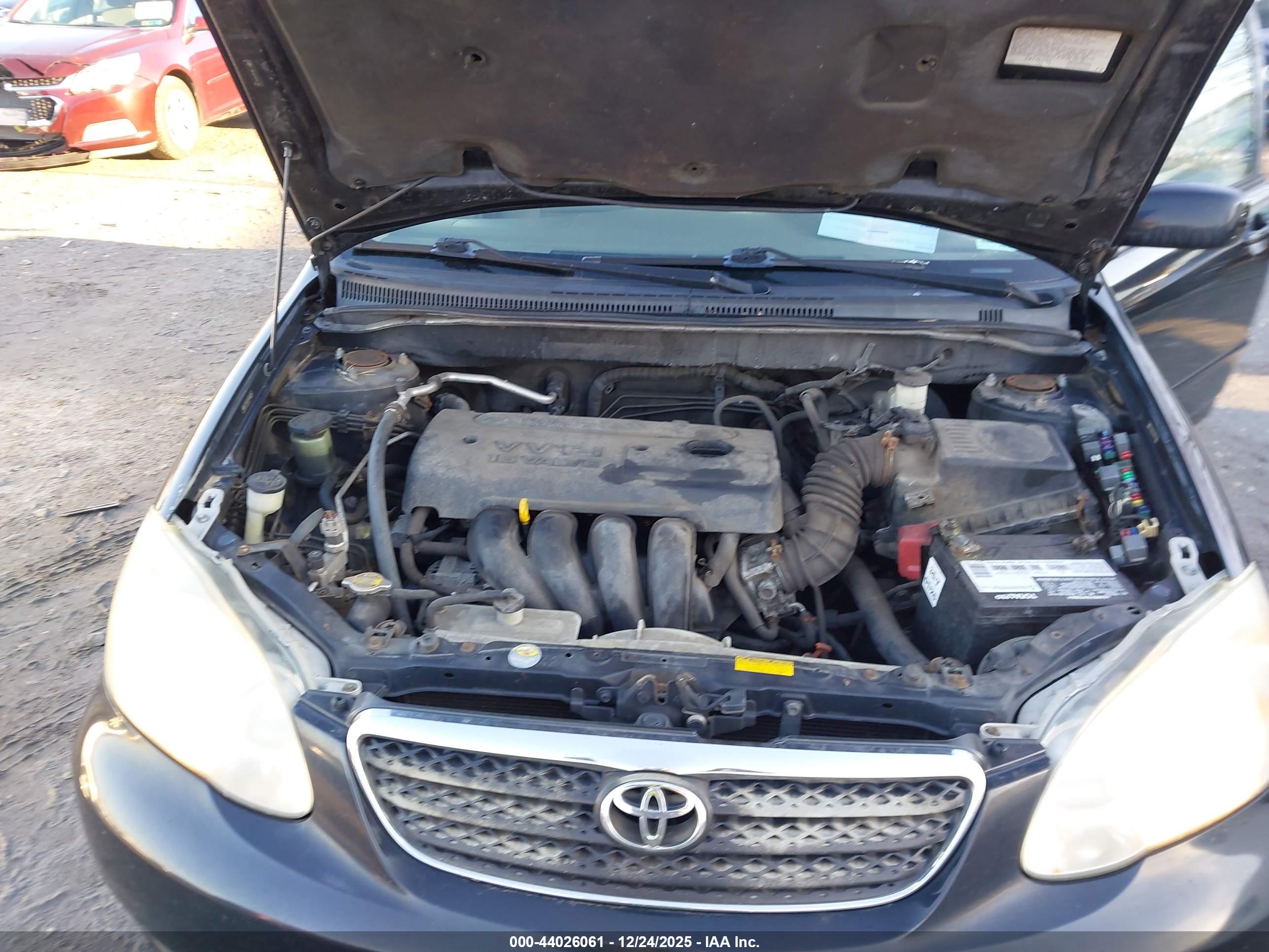TOYOTA COROLLA image 10
