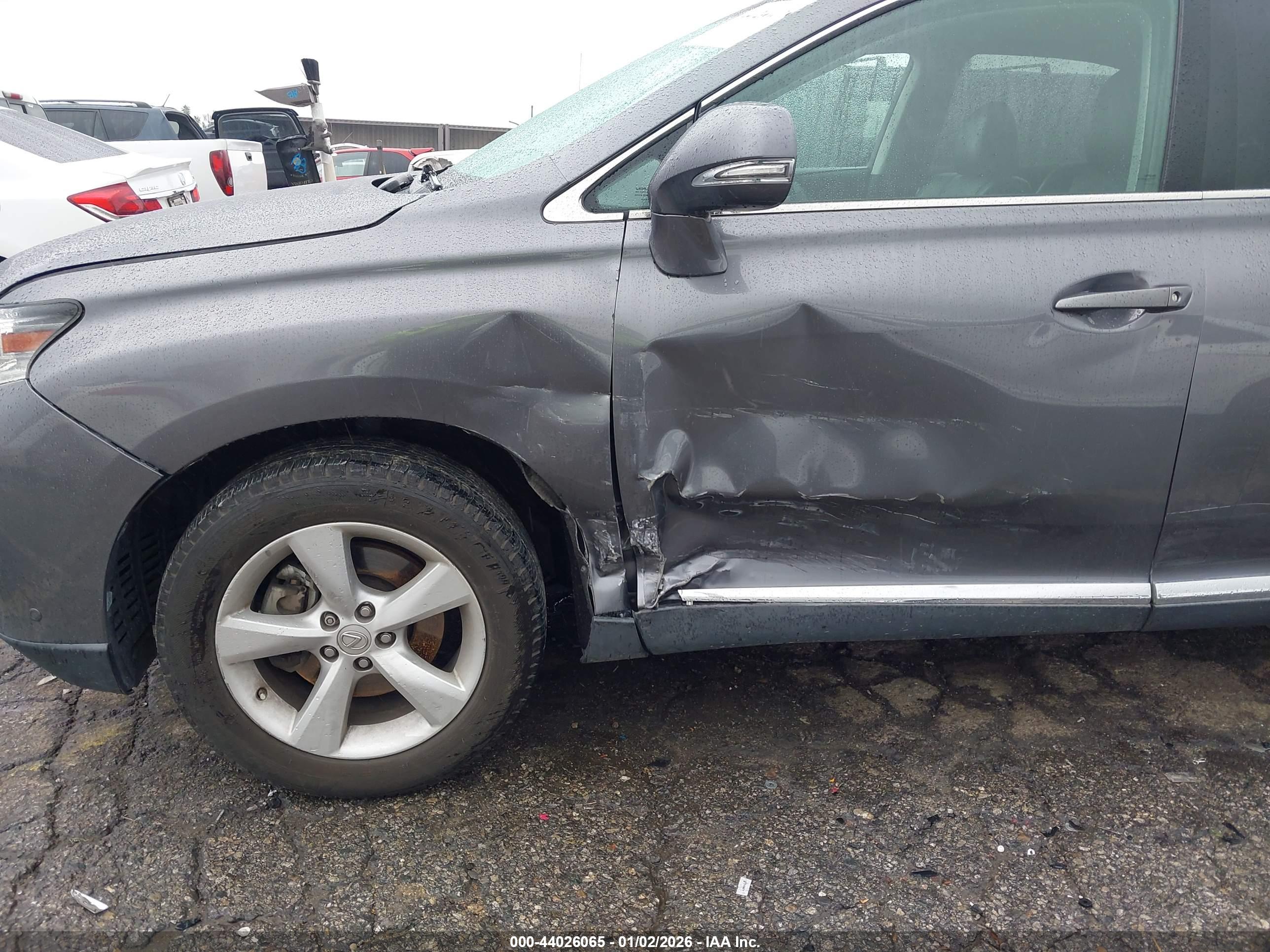 LEXUS RX image 6