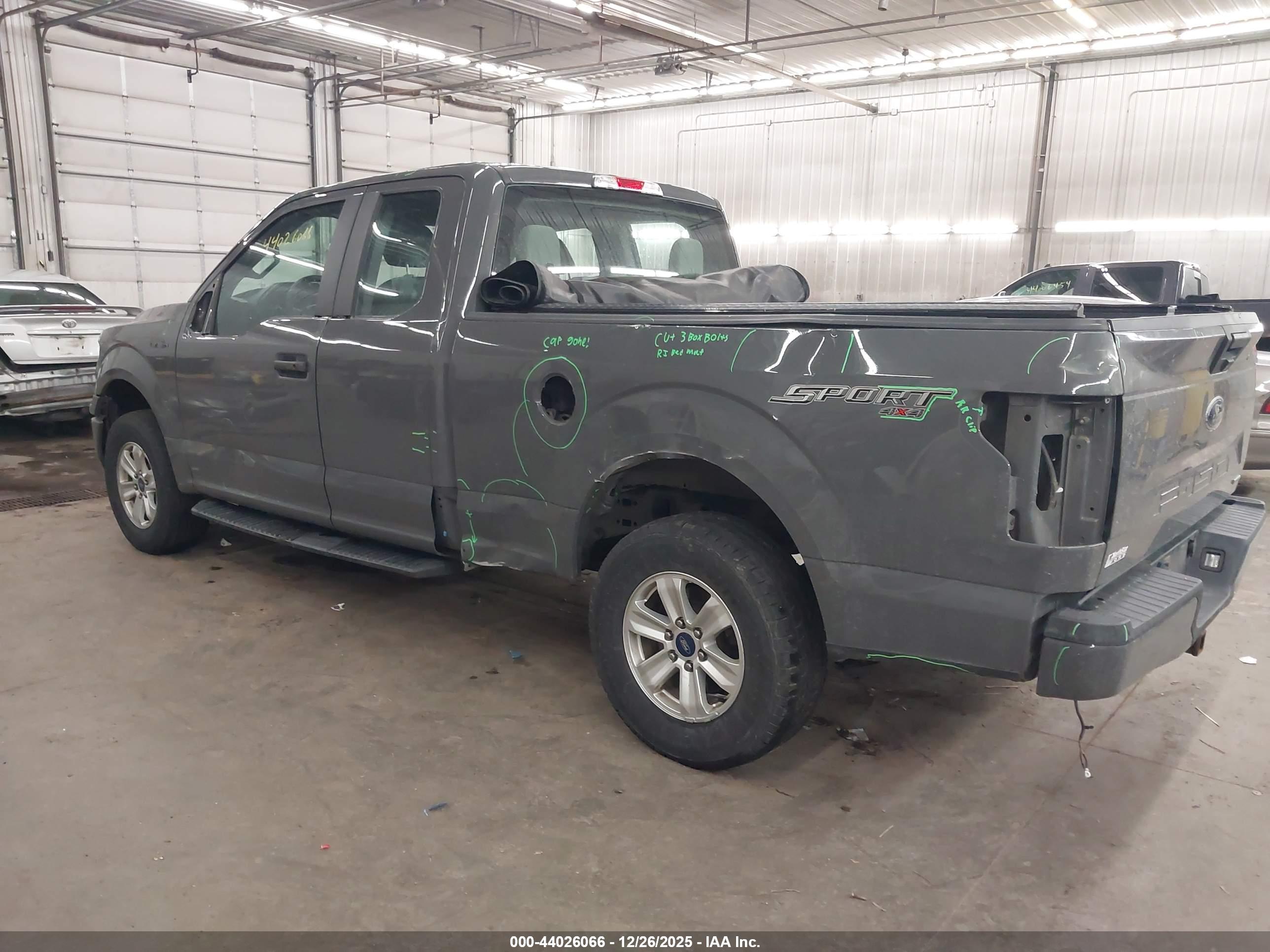 FORD F-150 image 3