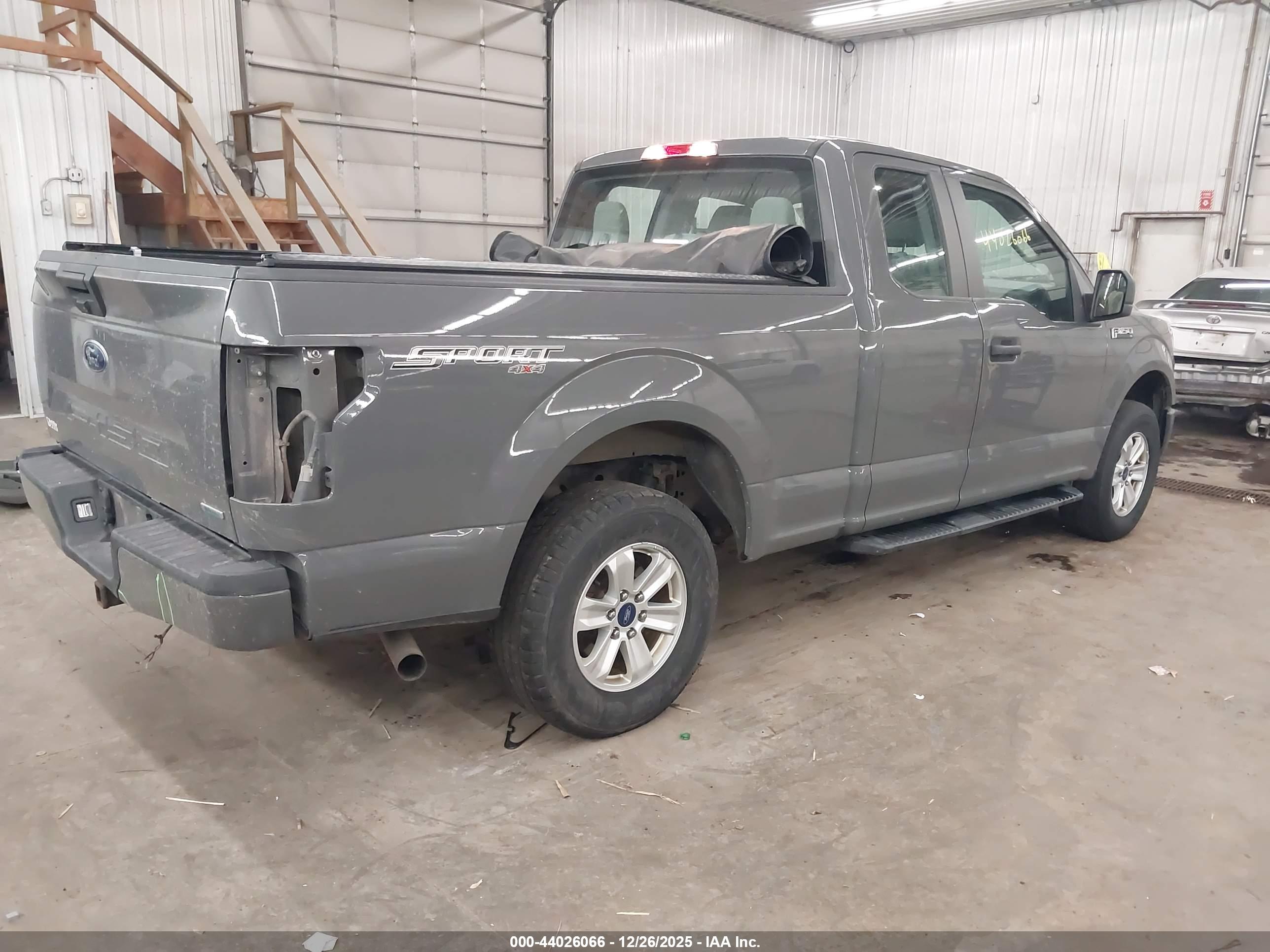 FORD F-150 image 4