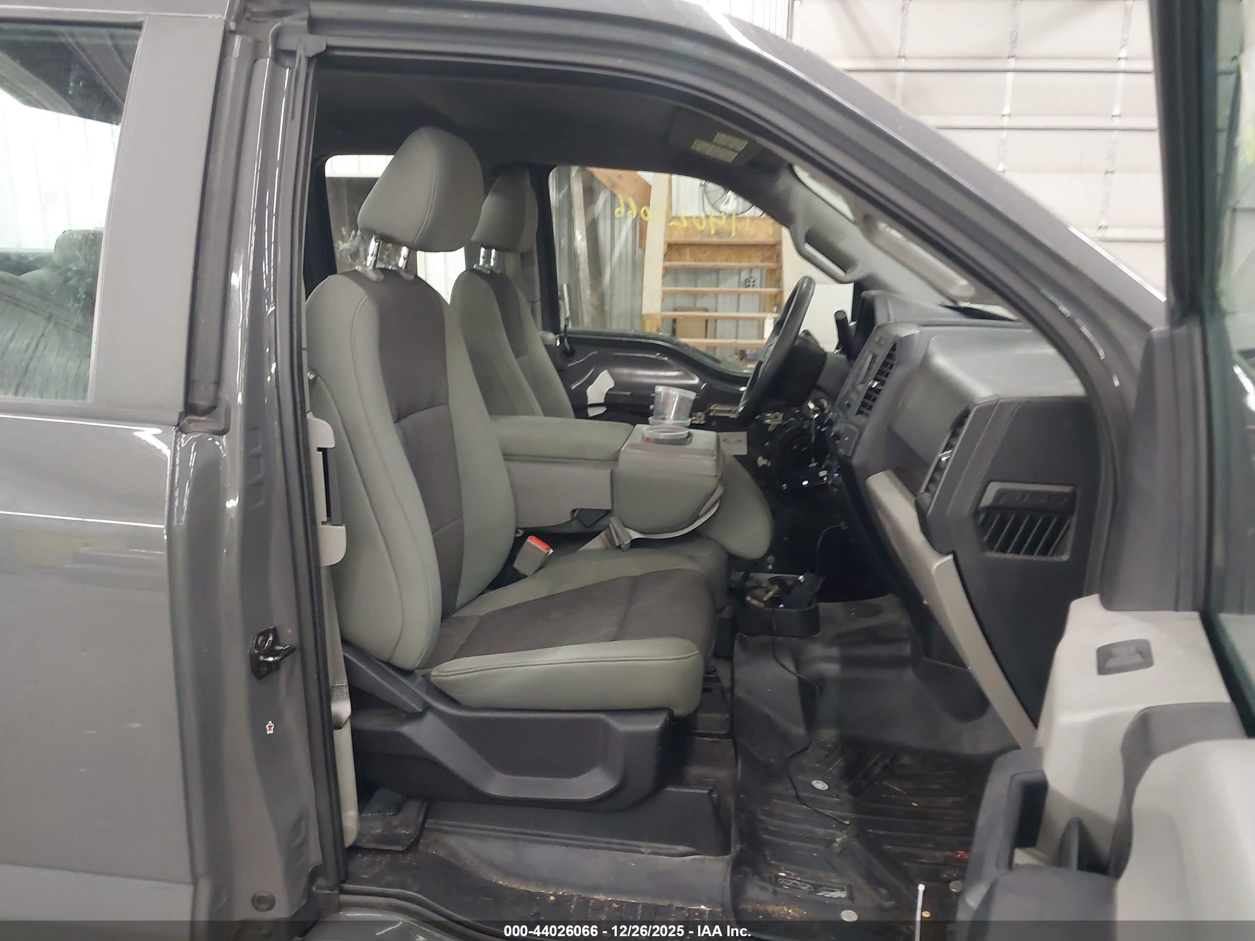 FORD F-150 image 5