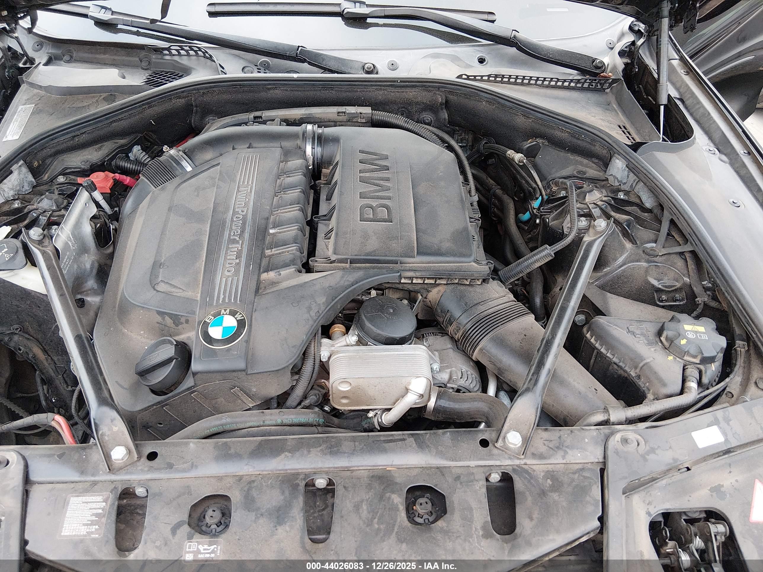 BMW 535I image 10