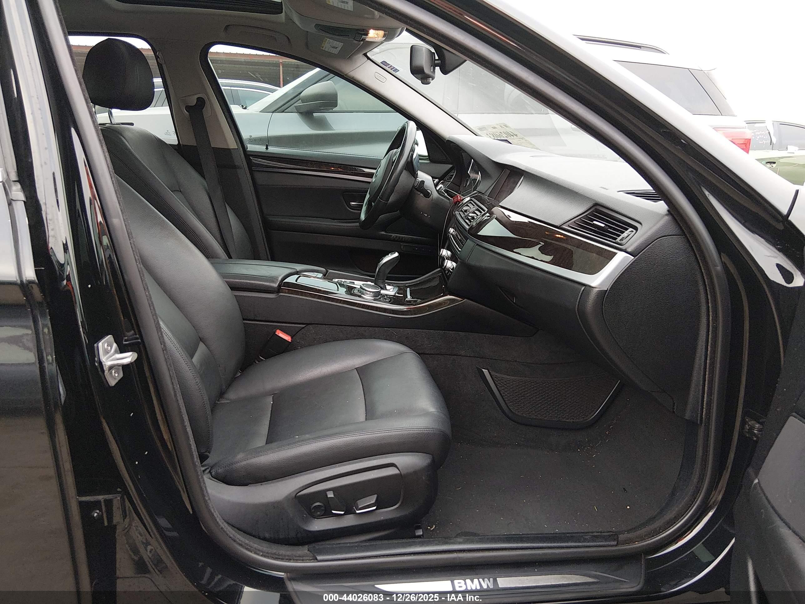 BMW 535I image 5