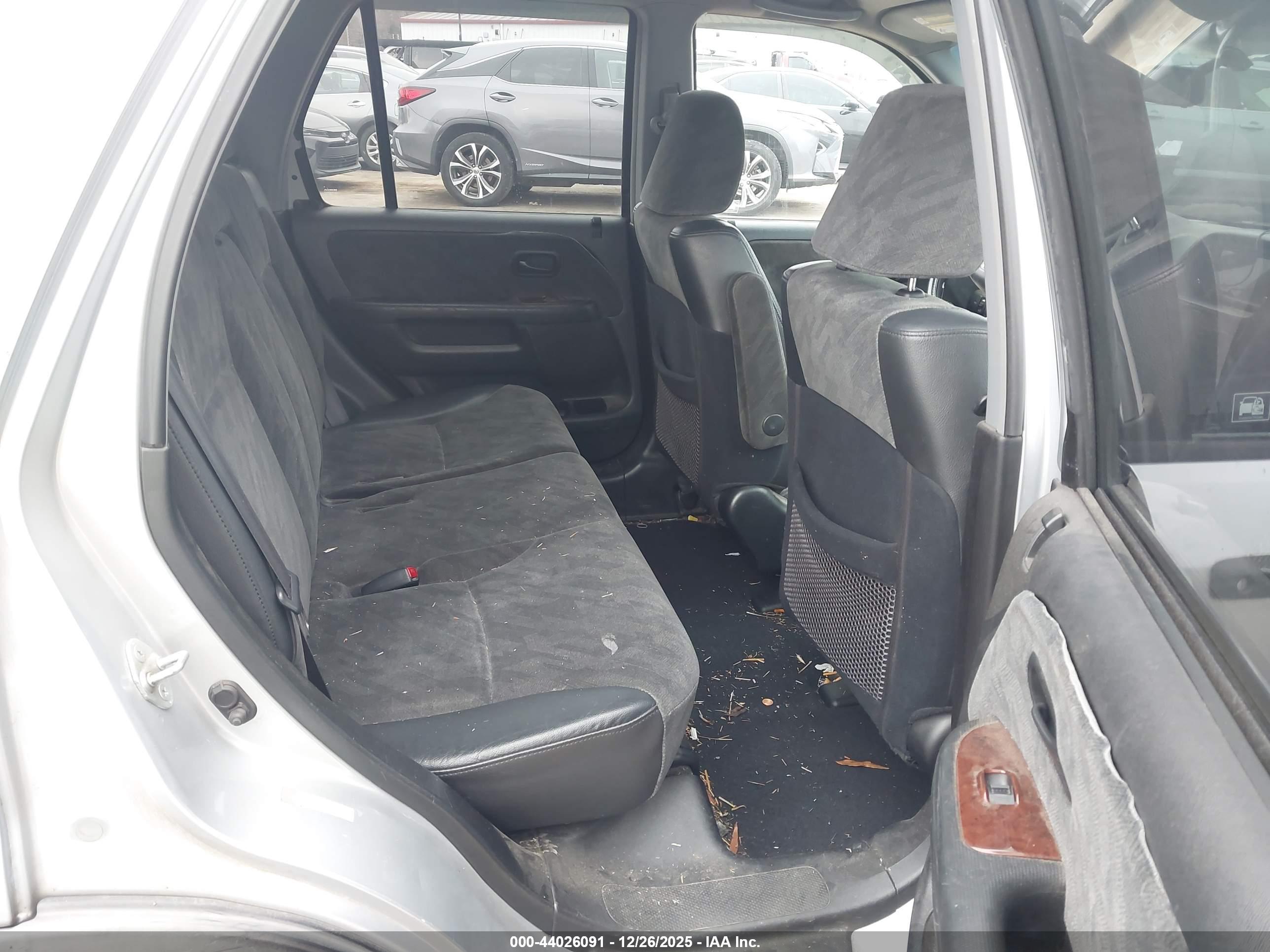 HONDA CR-V image 8