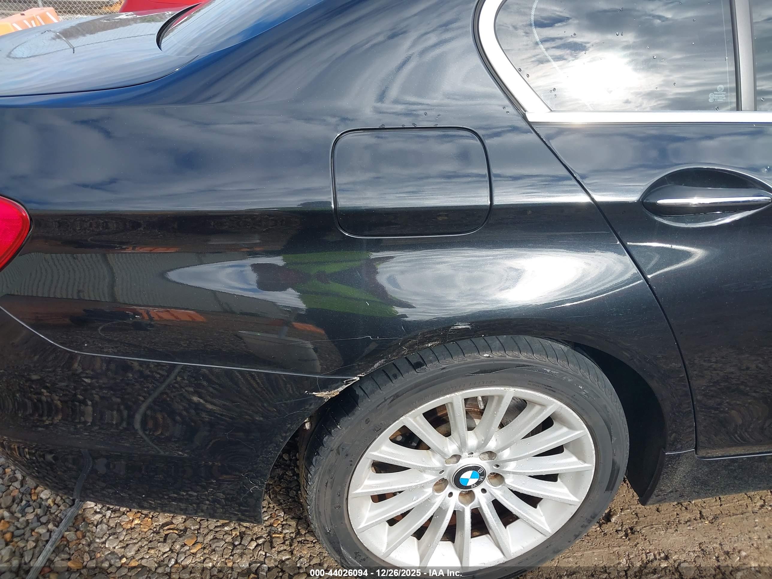 BMW 535I image 6