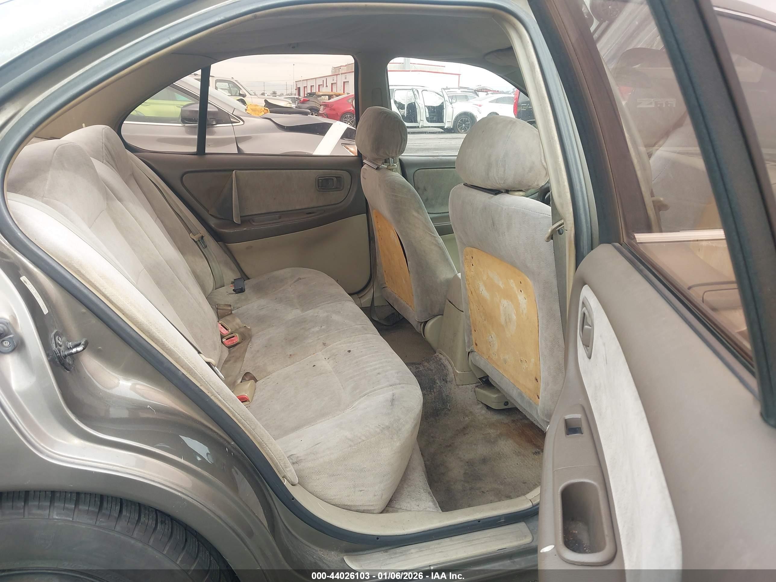 NISSAN ALTIMA image 8