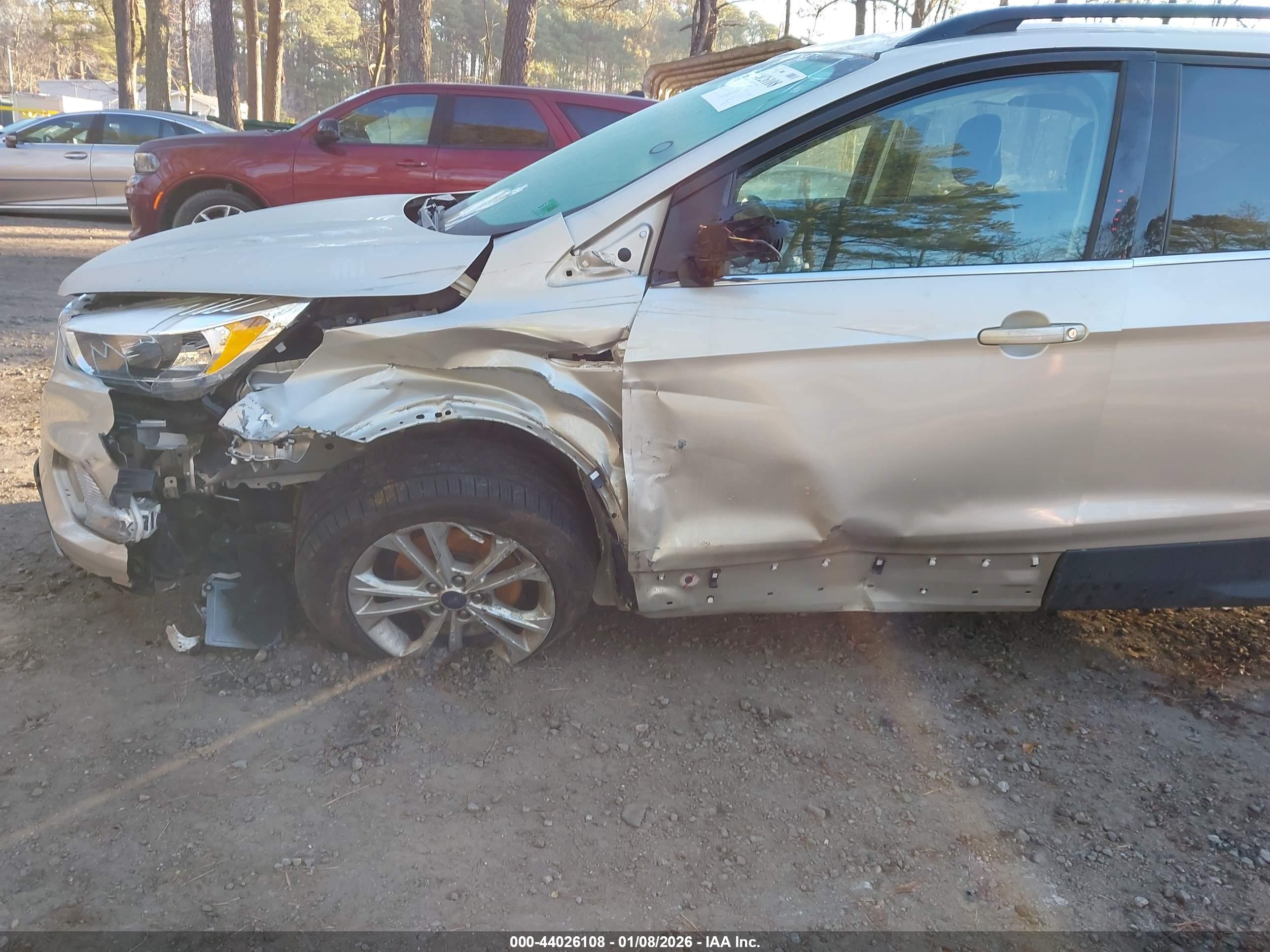 FORD ESCAPE image 6